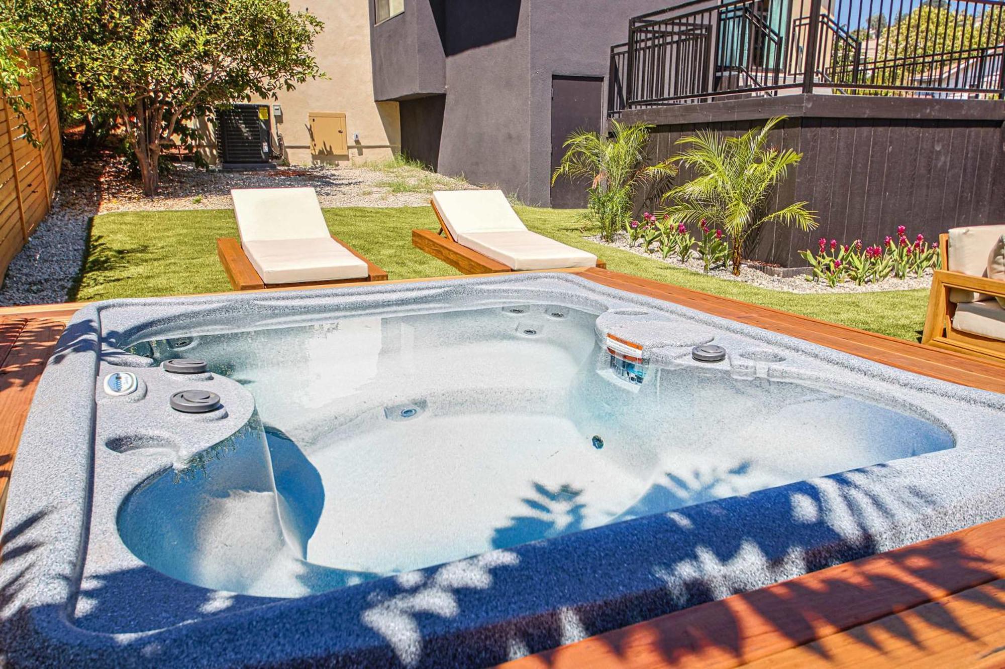 Holiday home Modern W Jacuzzi Sauna&garden Los Angeles