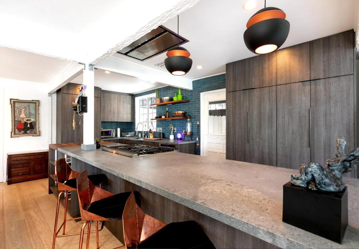 Villa Luxury Canyon Escape - Stunning 3-bedroom, 2-bath Sanctuary
