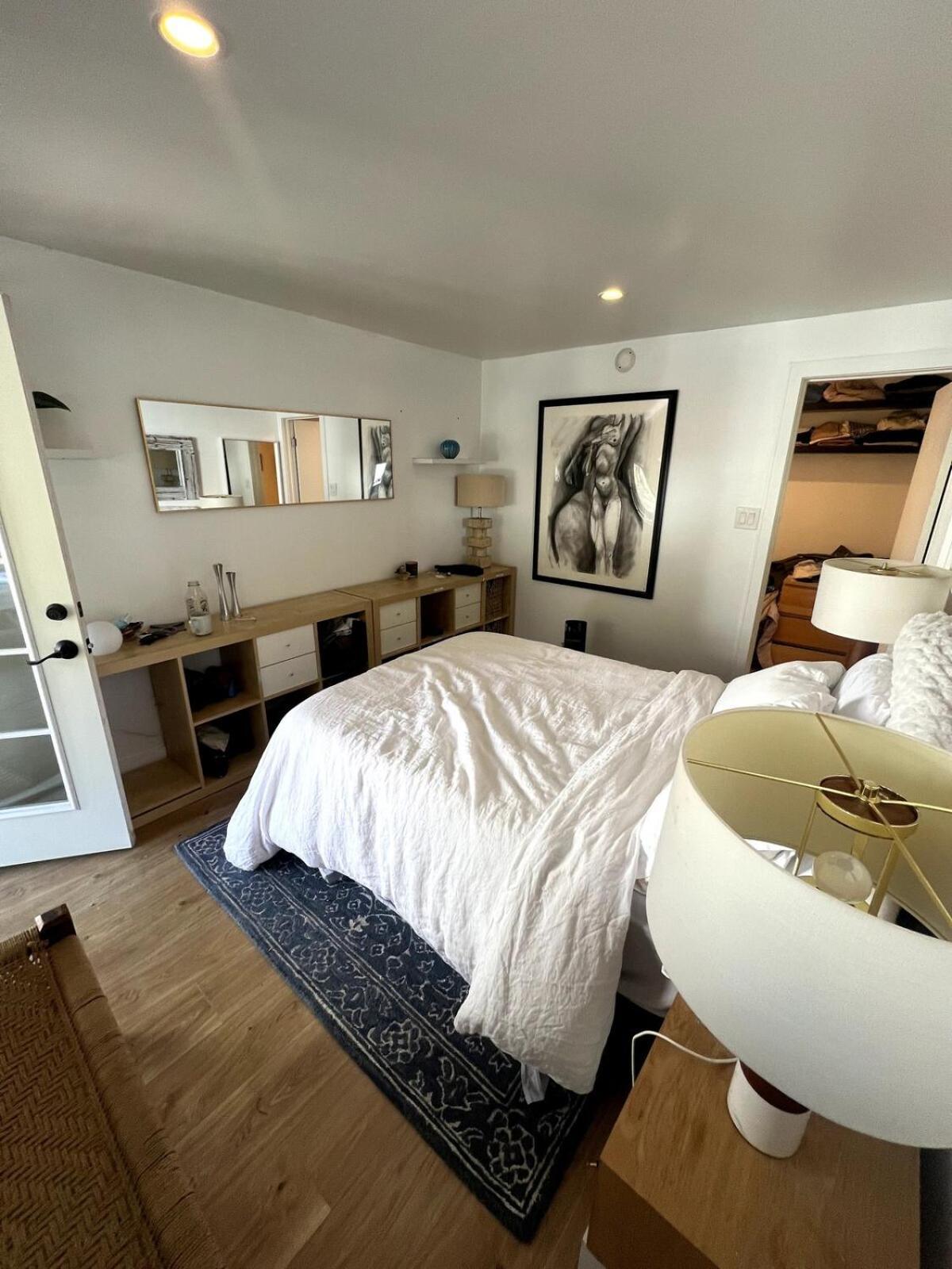 Luxury Canyon Escape - Stunning 3-bedroom, 2-bath Sanctuary * Los Angeles