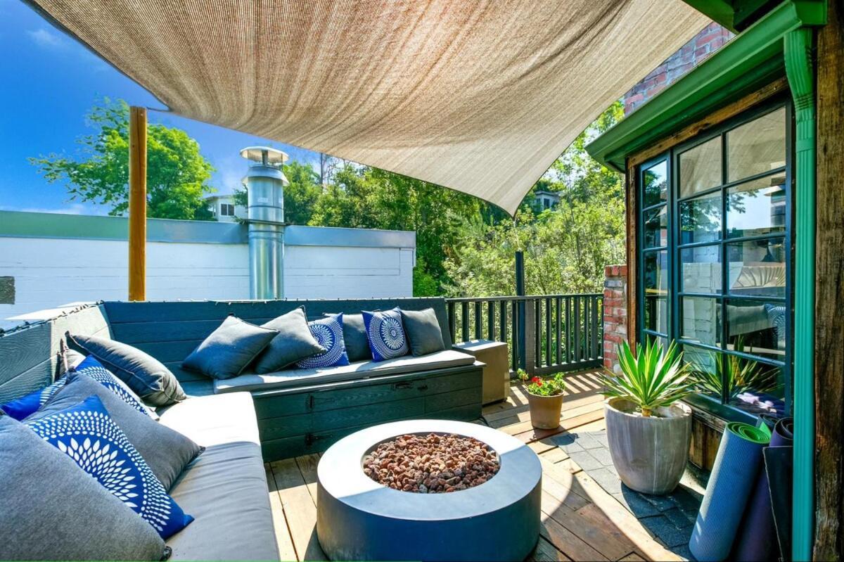 Luxury Canyon Escape - Stunning 3-bedroom, 2-bath Sanctuary Villa