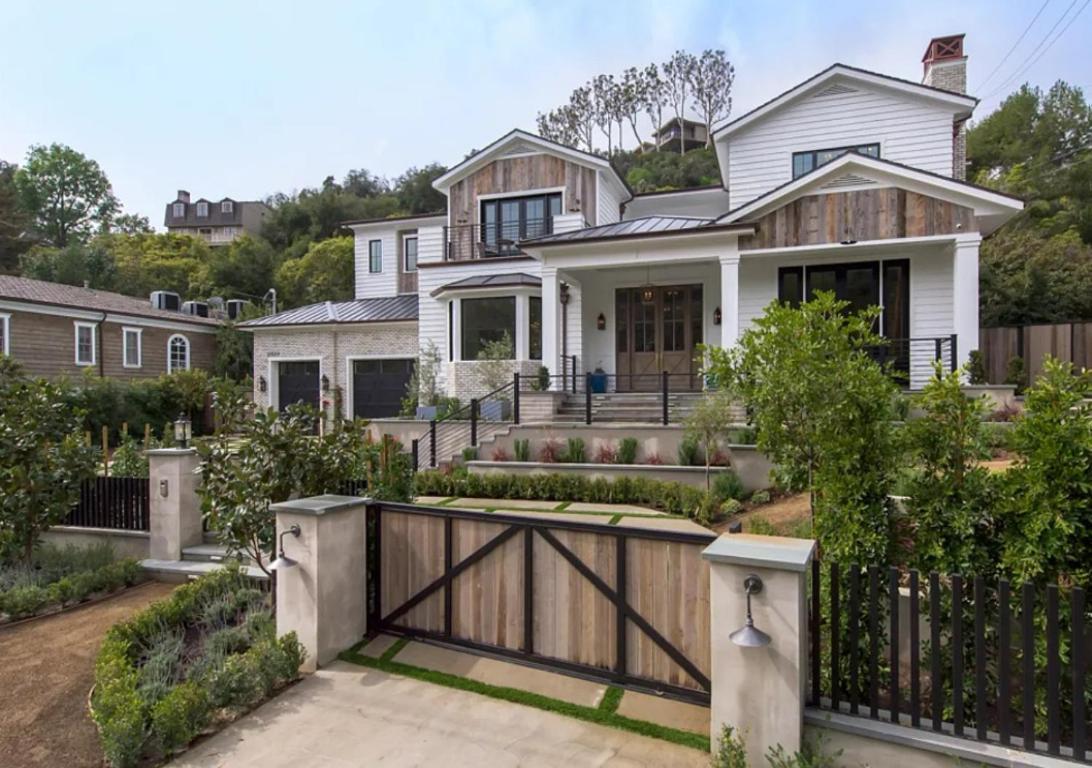 Apartment Mandeville Canyon