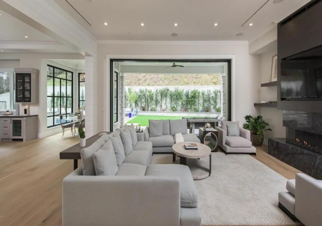 Mandeville Canyon Apartment Los Angeles