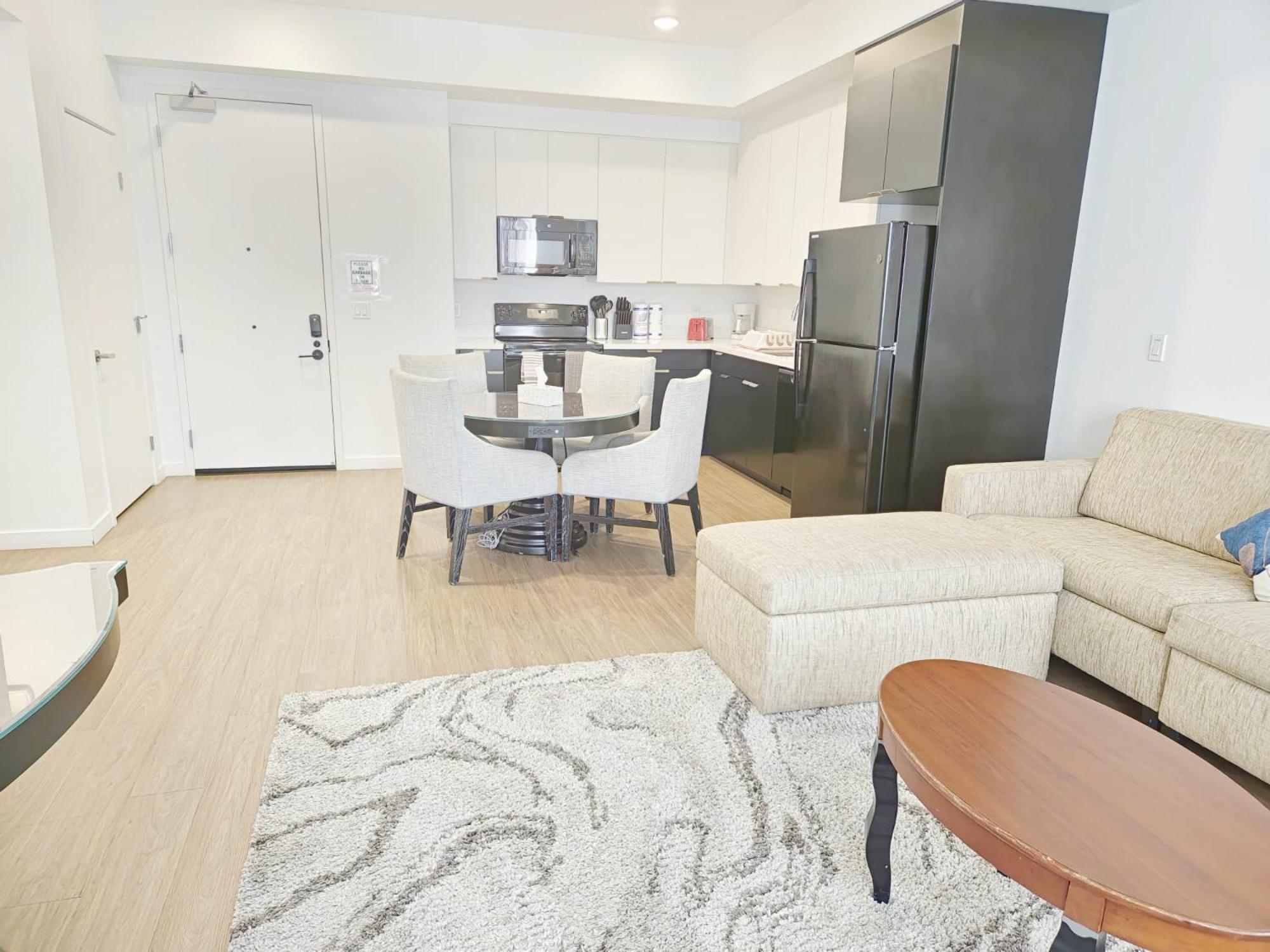 Aparthotel Stylish Downtown Escape With Rooftop Views Los Angeles