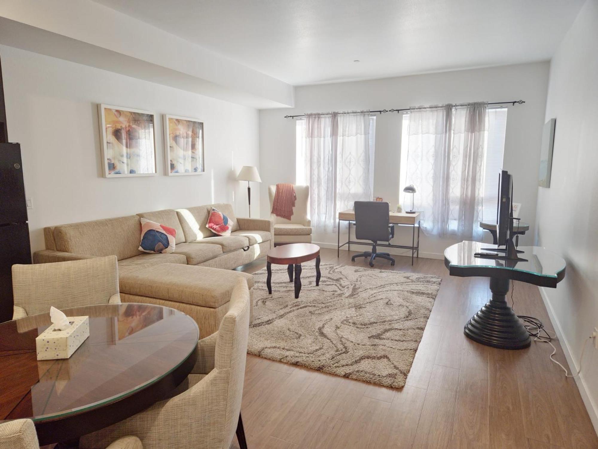 Stylish Downtown Escape With Rooftop Views * Los Angeles