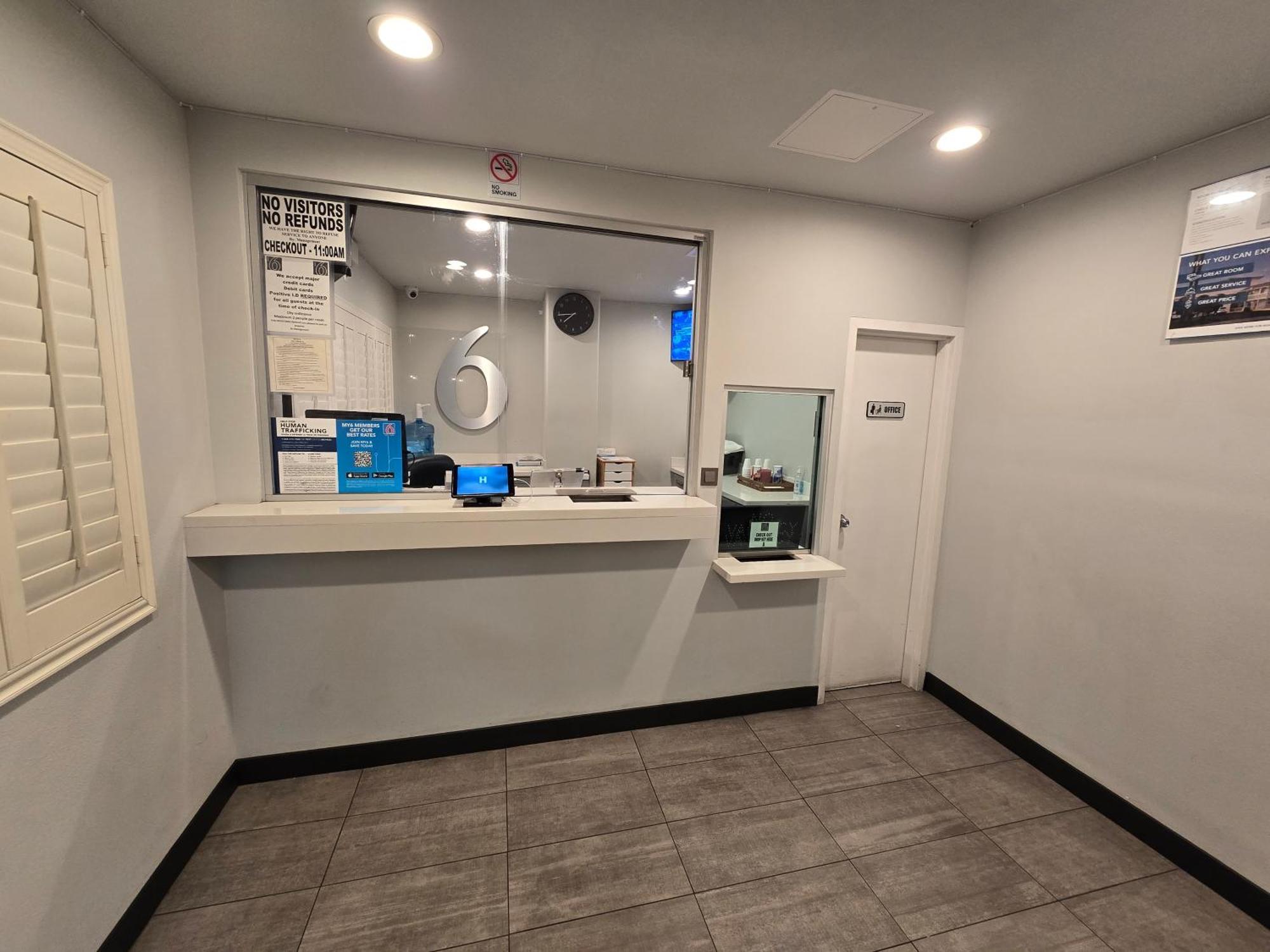 6 Los Angeles, Ca - Downtown 2* Los Angeles