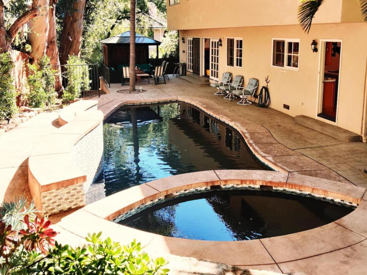 Holiday home Skyhill Pool Gym Game Walk To Universal Los Angeles