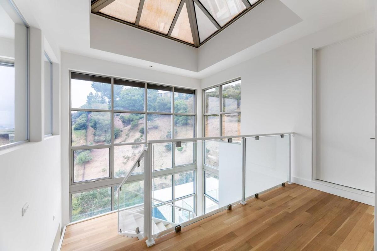 Holiday home Stunning View 3-br Hollywood Vista & Infinity Pool