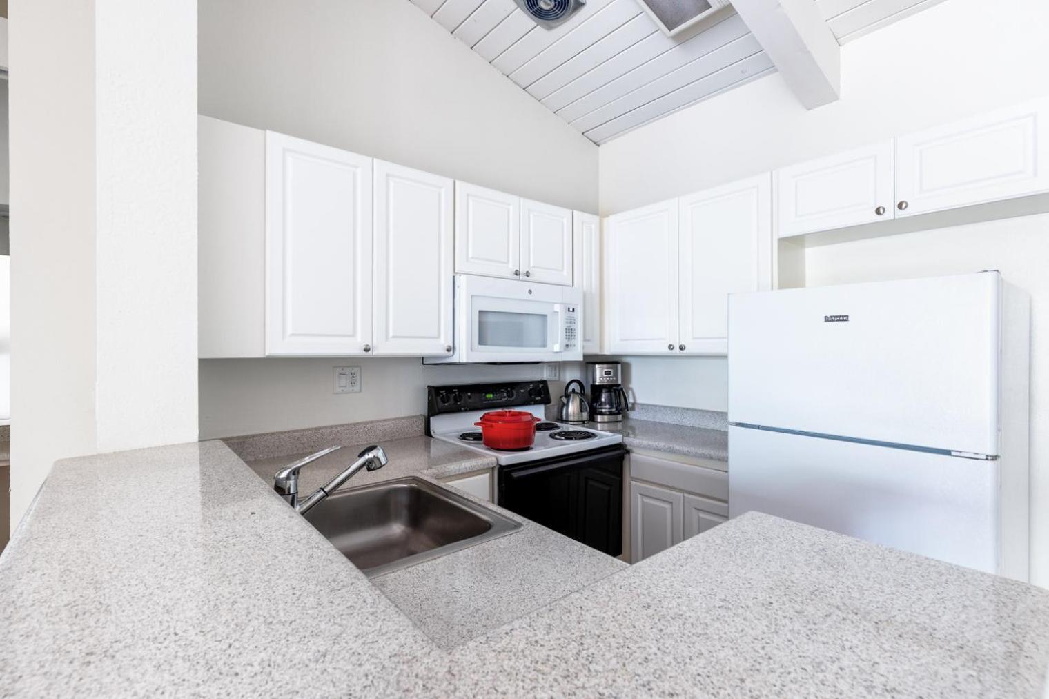 Apartment Culver 2br W Gym Pool Nr Shops Lax-329 Los Angeles