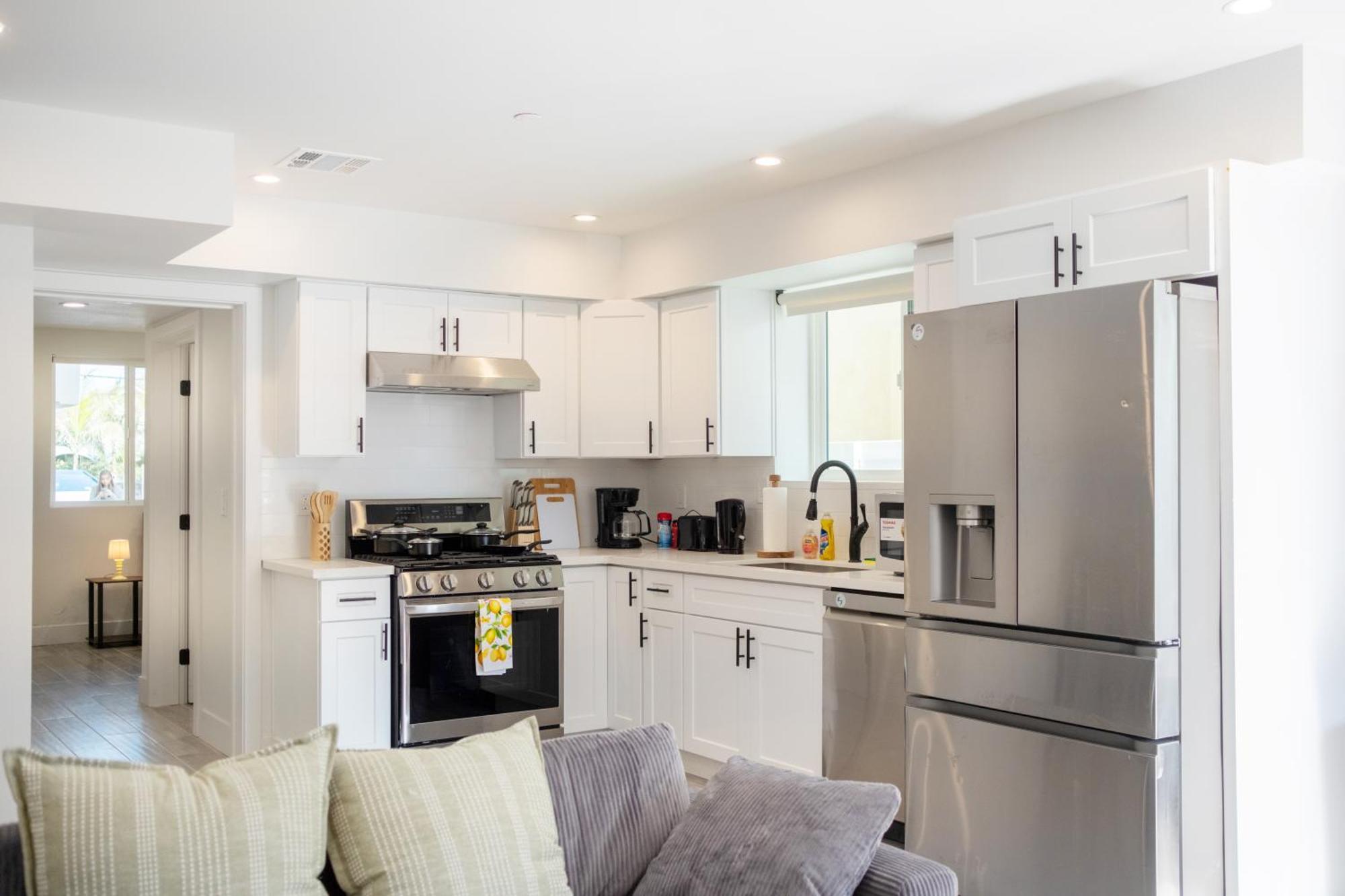 Cozy La Retreat Near Usc Steps To Koreatown & Downtown * Los Angeles