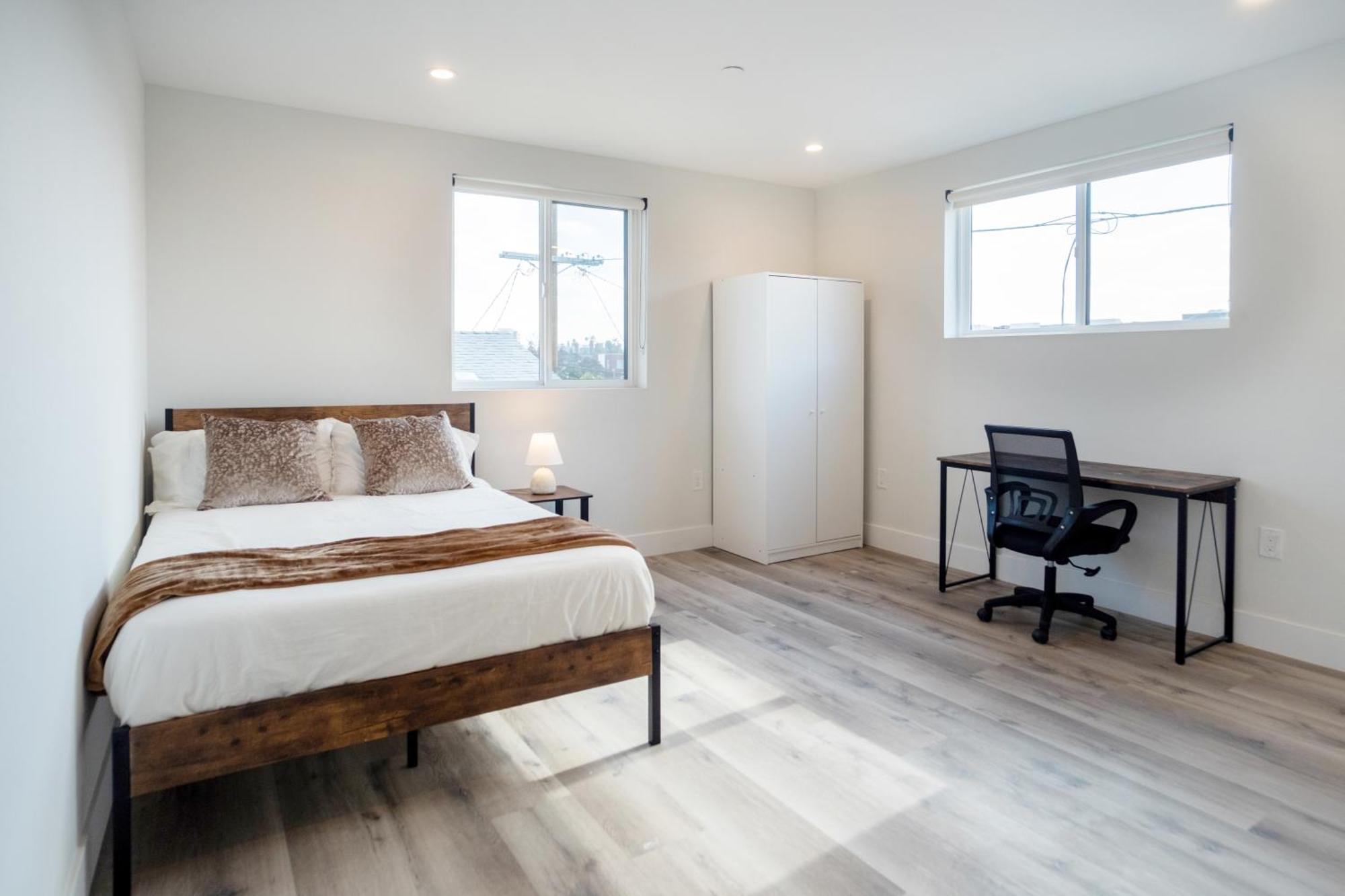 Chic & Comfortable Space Near Downtown La & Usc
