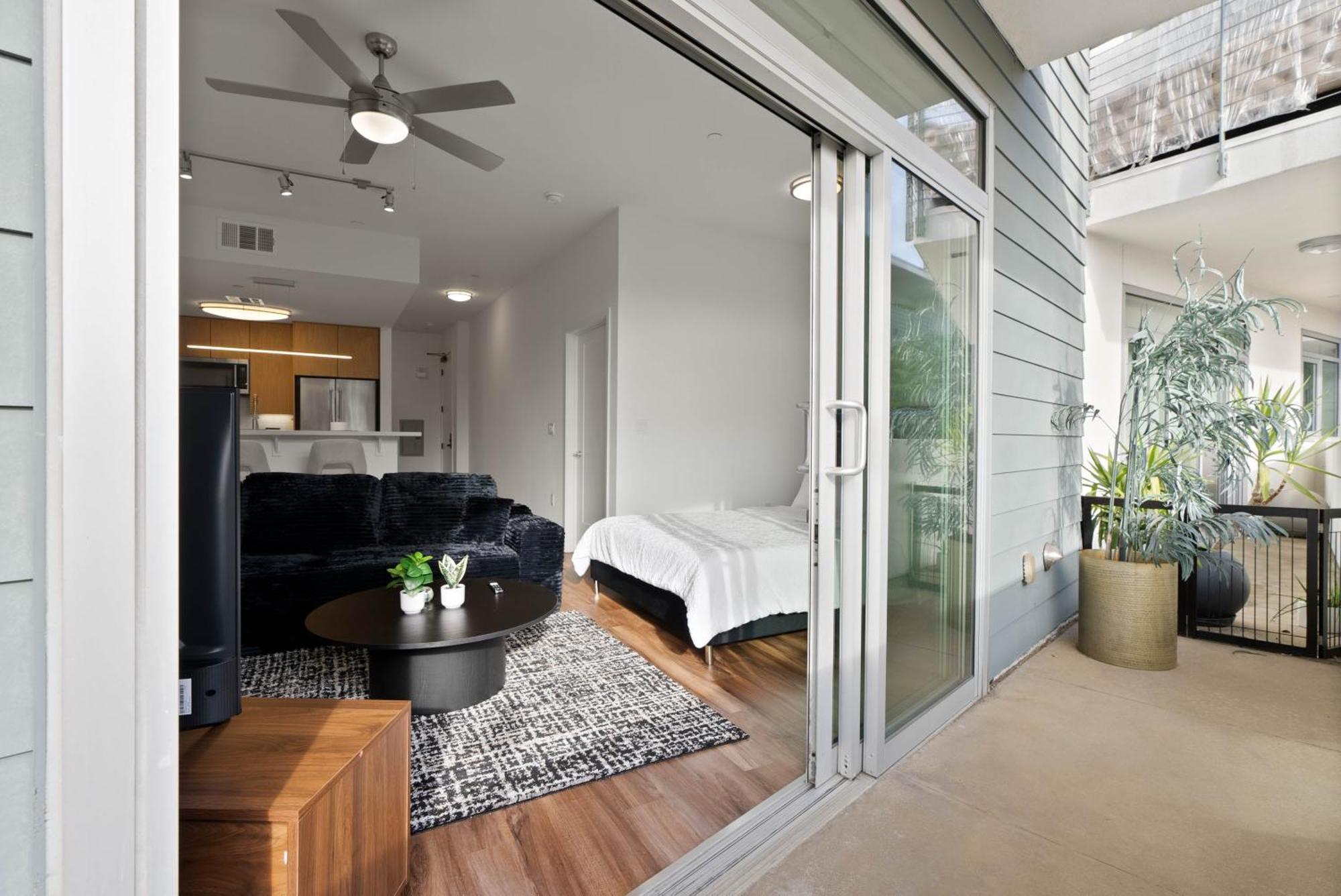 Aparthotel Elegant And Comfortable In Beverly Hills