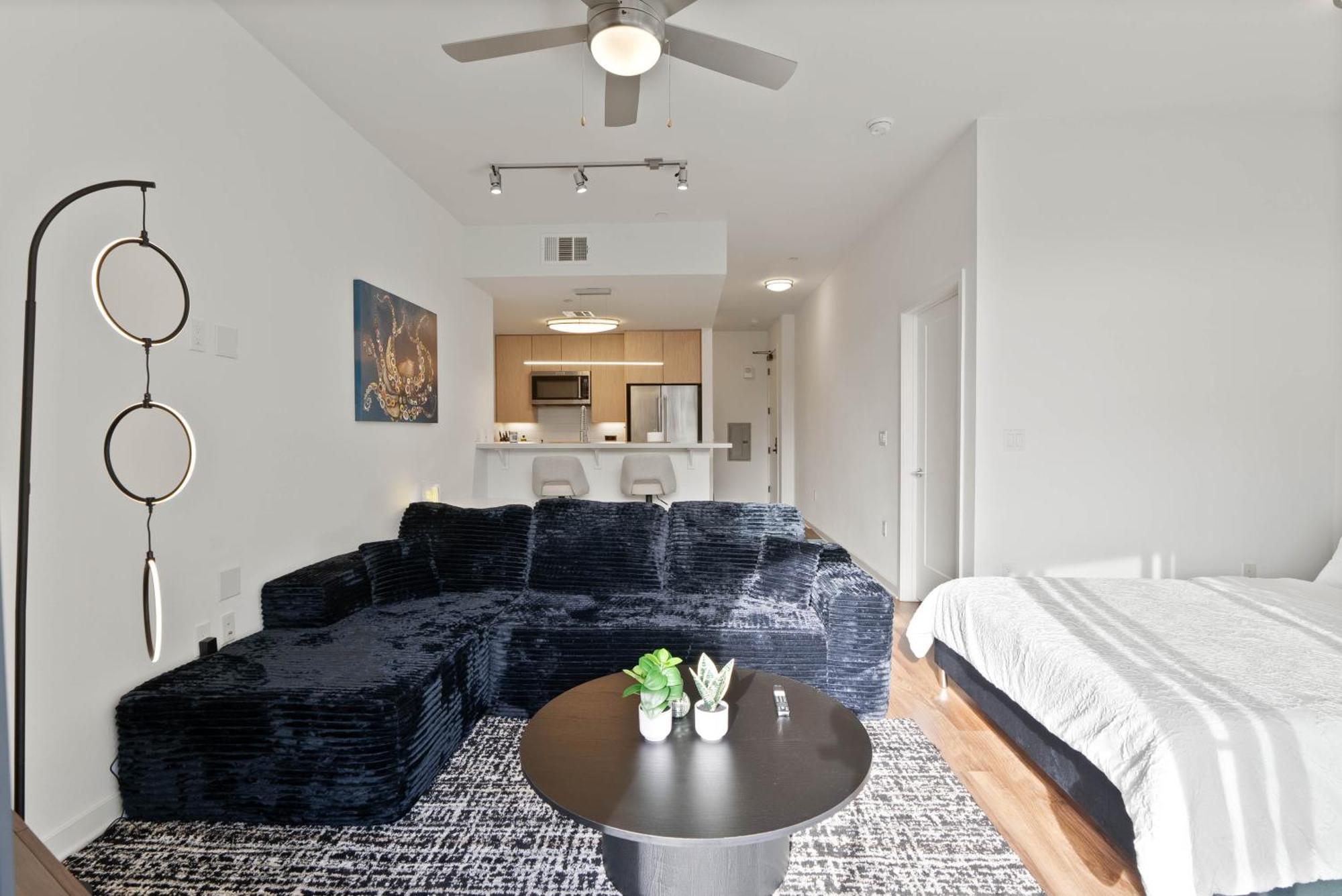 Elegant And Comfortable In Beverly Hills Aparthotel *