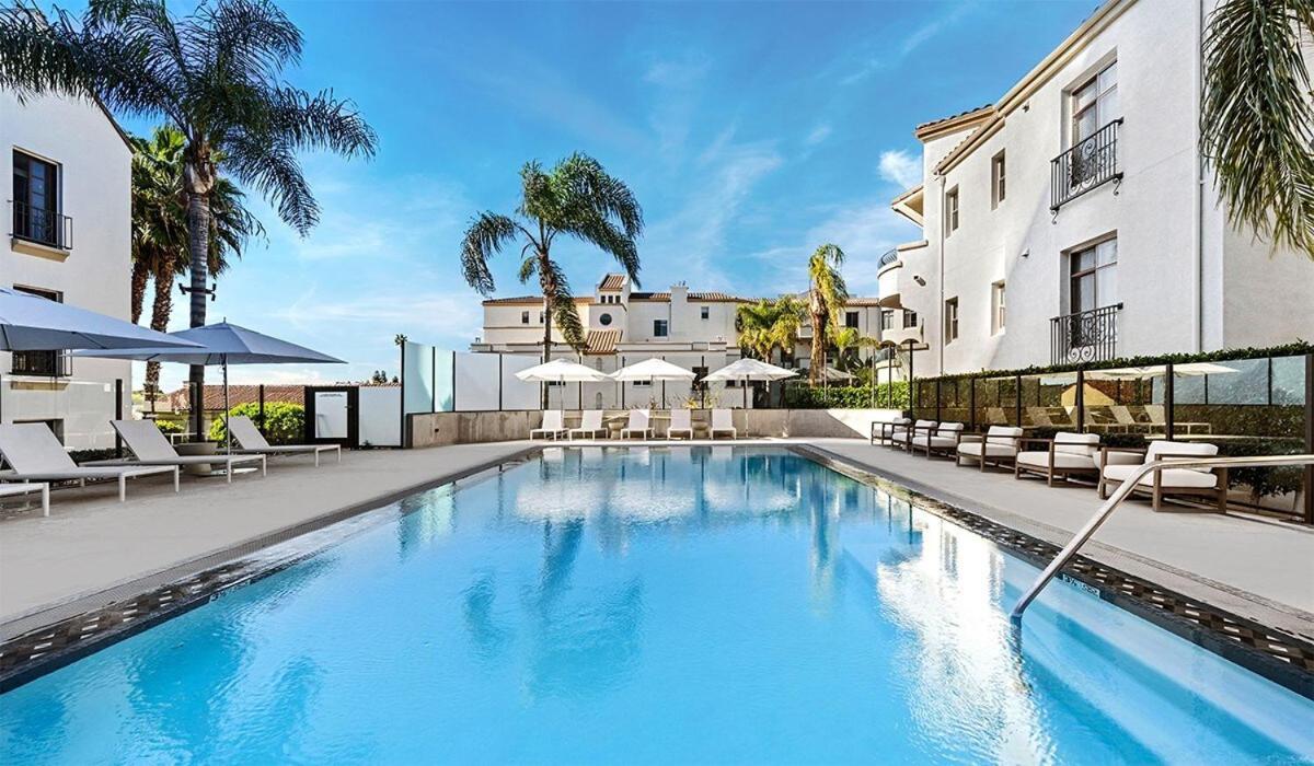 Aparthotel Surfs Up! Cozy 1 Bedroom With Fountain View Los Angeles