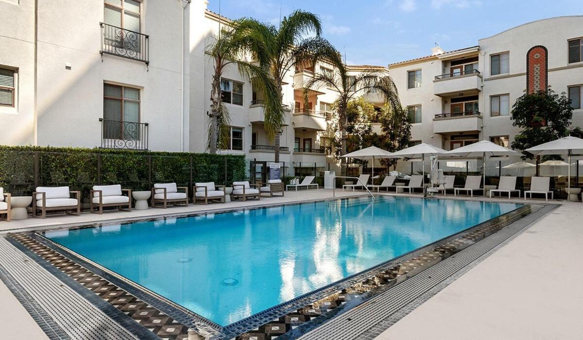 Aparthotel Surfs Up! Cozy 1 Bedroom With Fountain View *