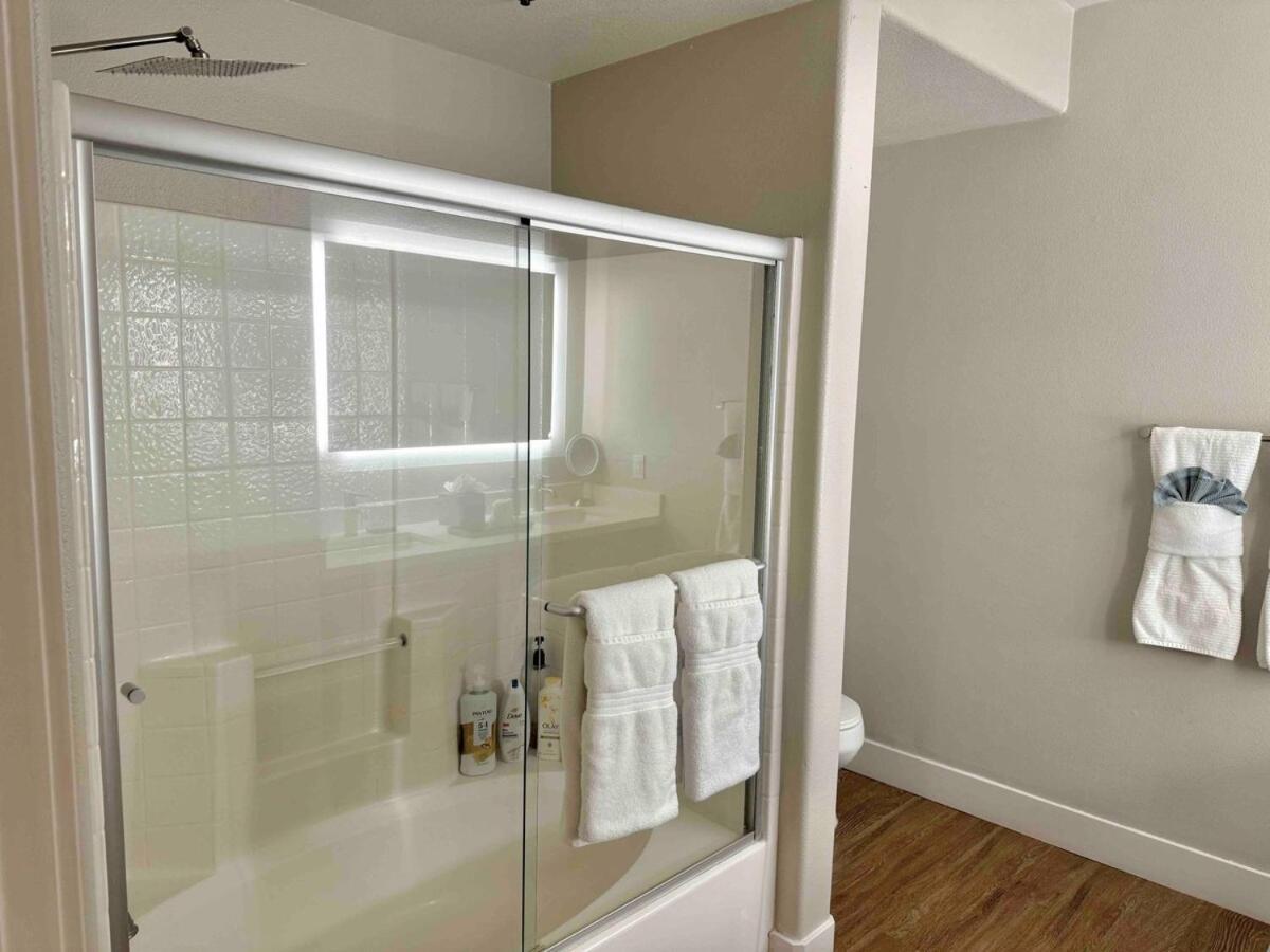 Aparthotel Surfs Up! Cozy 1 Bedroom With Fountain View *