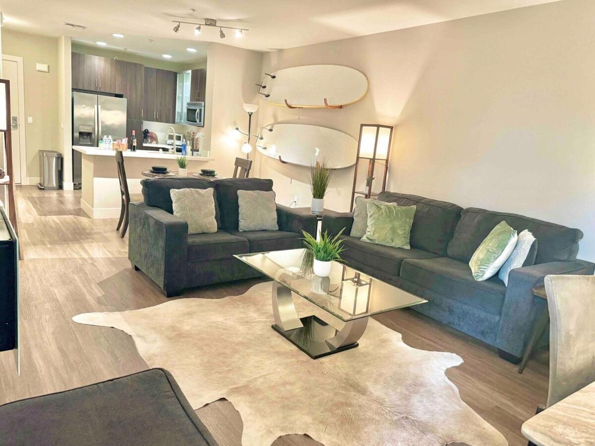 Surfs Up! Cozy 1 Bedroom With Fountain View Aparthotel
