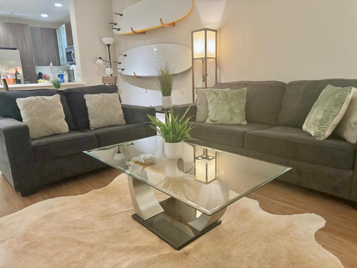 Surfs Up! Cozy 1 Bedroom With Fountain View Aparthotel *
