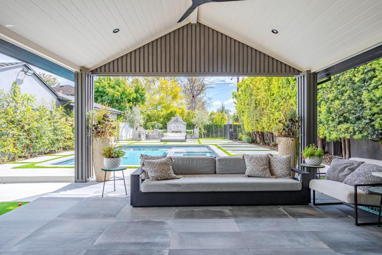 Modern Luxury House Pool Enormous Yard *