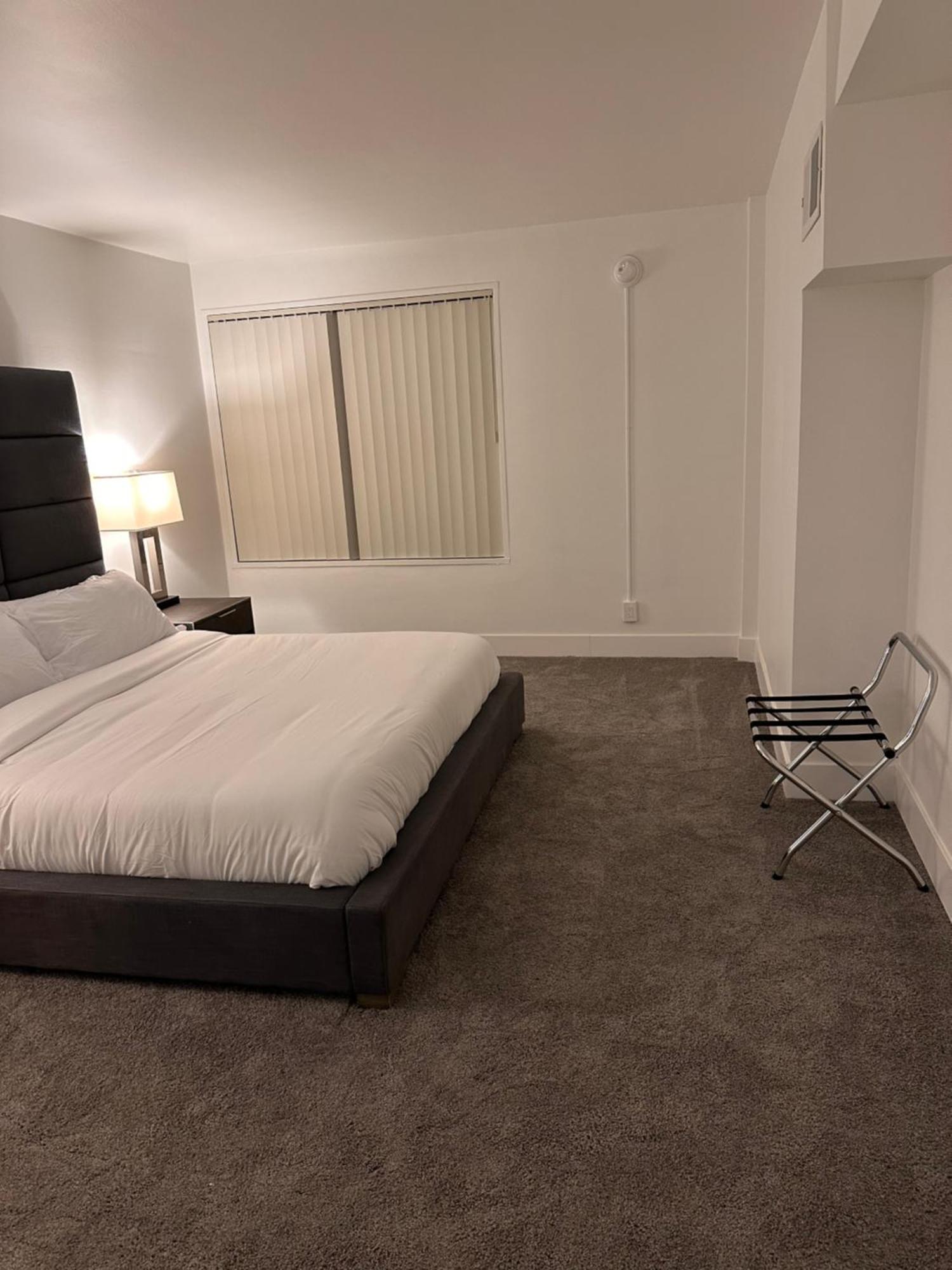 Warm And Welcoming * Los Angeles