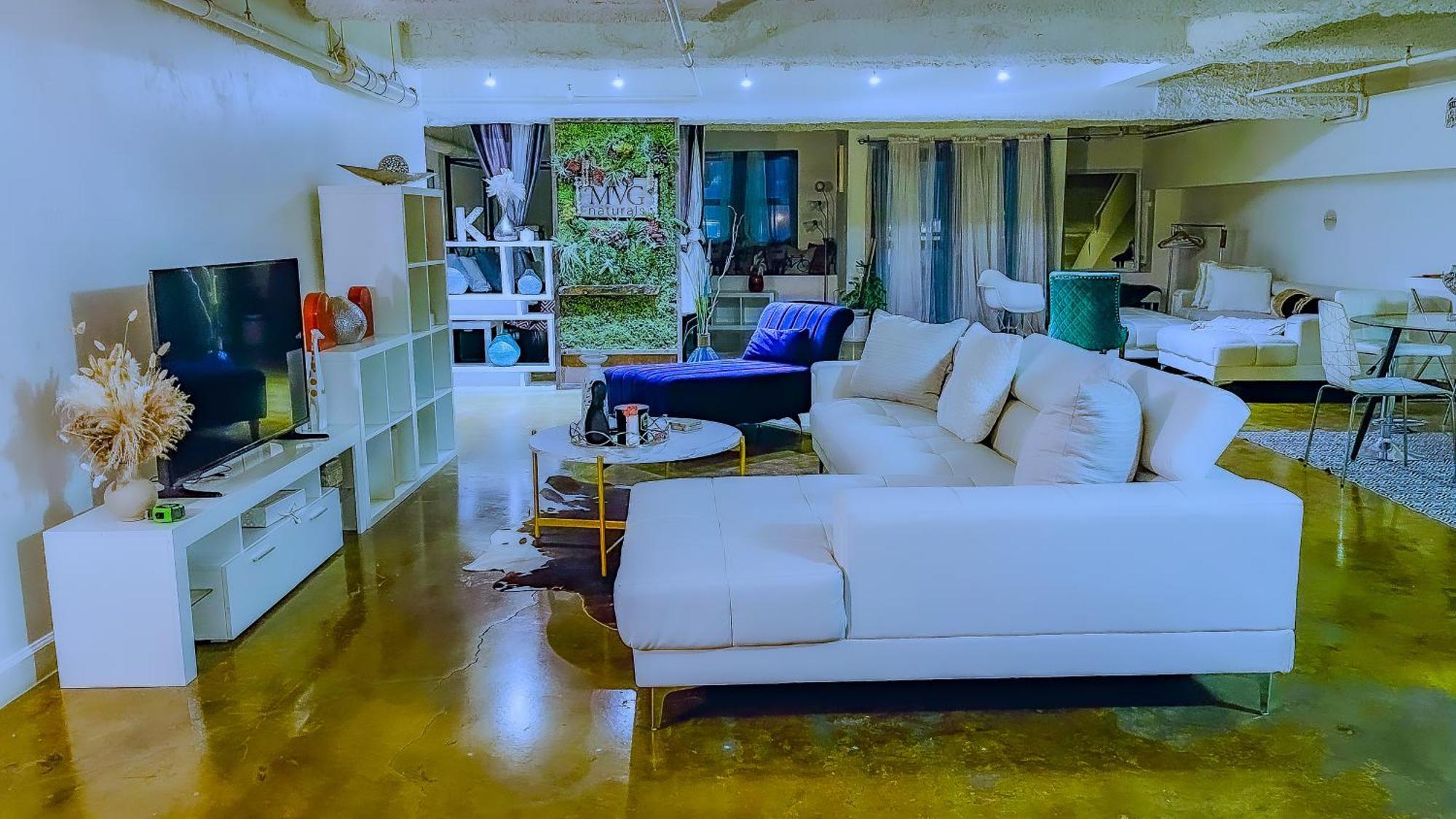Huge Downtown La Loft With Rooftop Pool & Jacuzzi Apartment *
