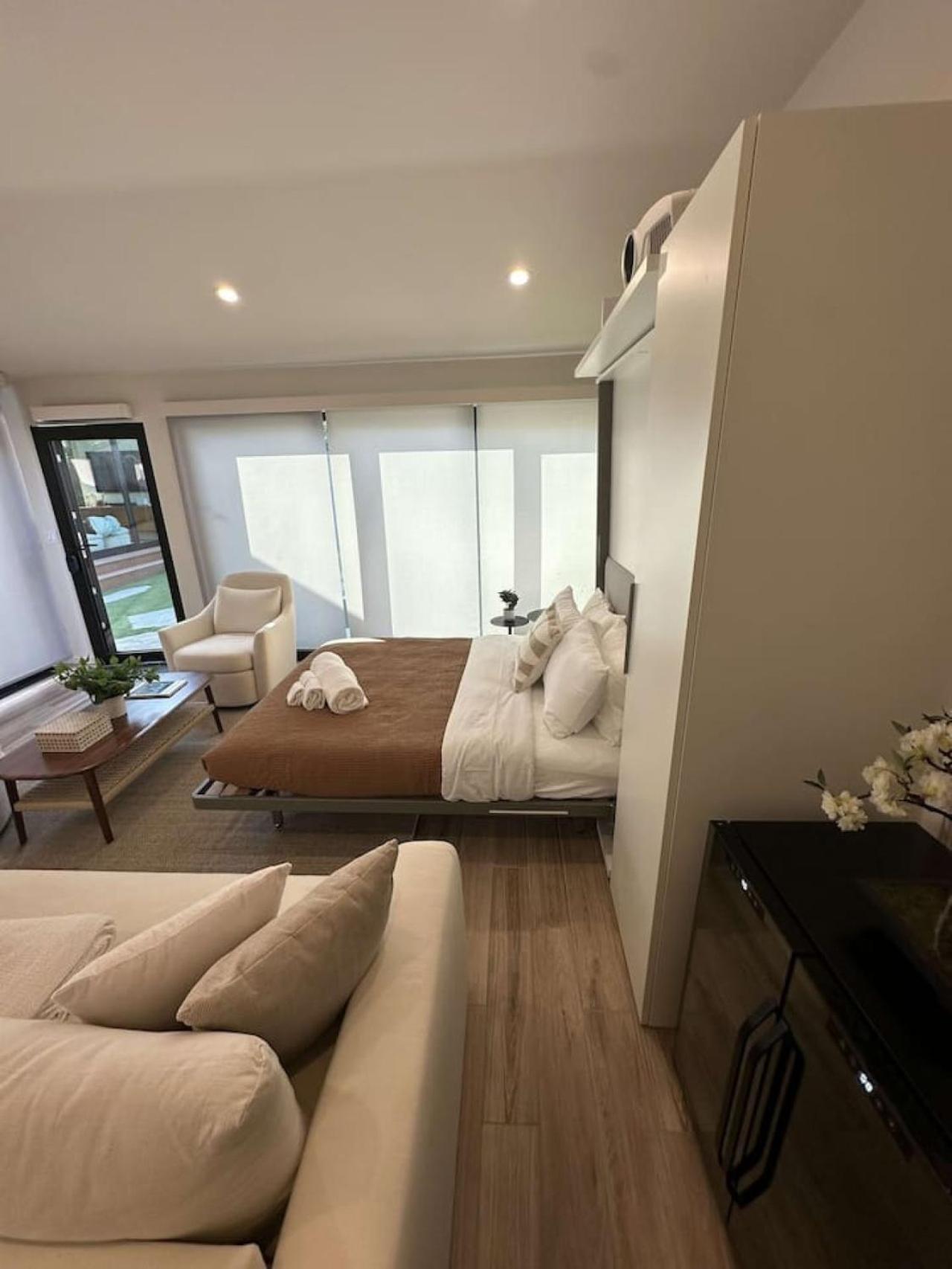 Holiday home Zenice Luxury - Sauna, Cold Plunge, Los Angeles