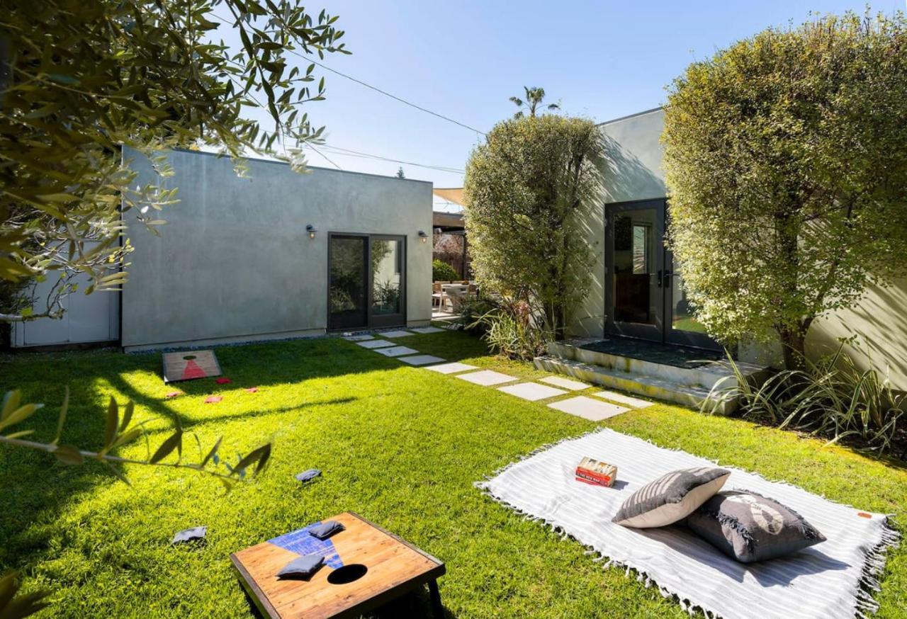 Sun-drenched Spanish Manor In Mar Vista *