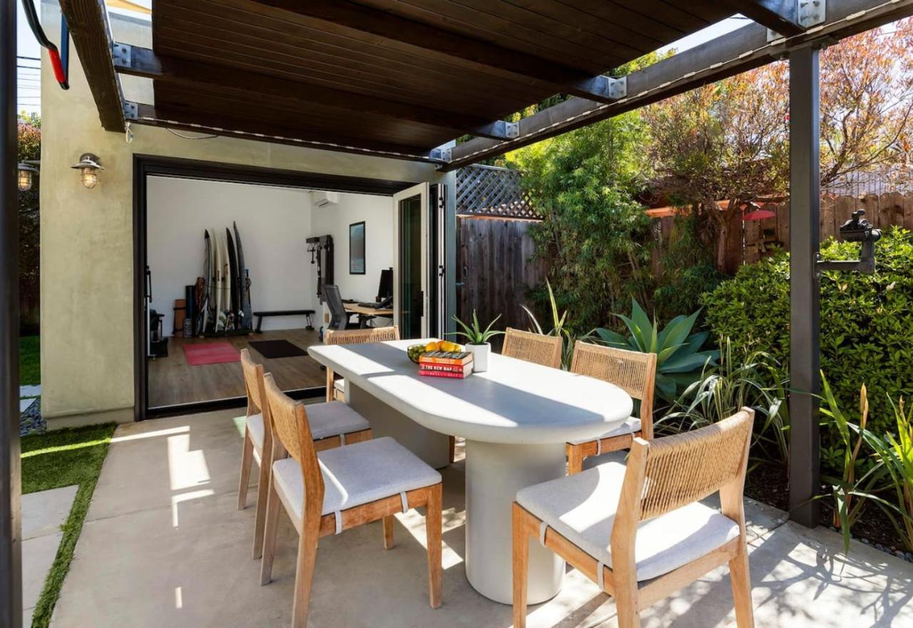 Sun-drenched Spanish Manor In Mar Vista