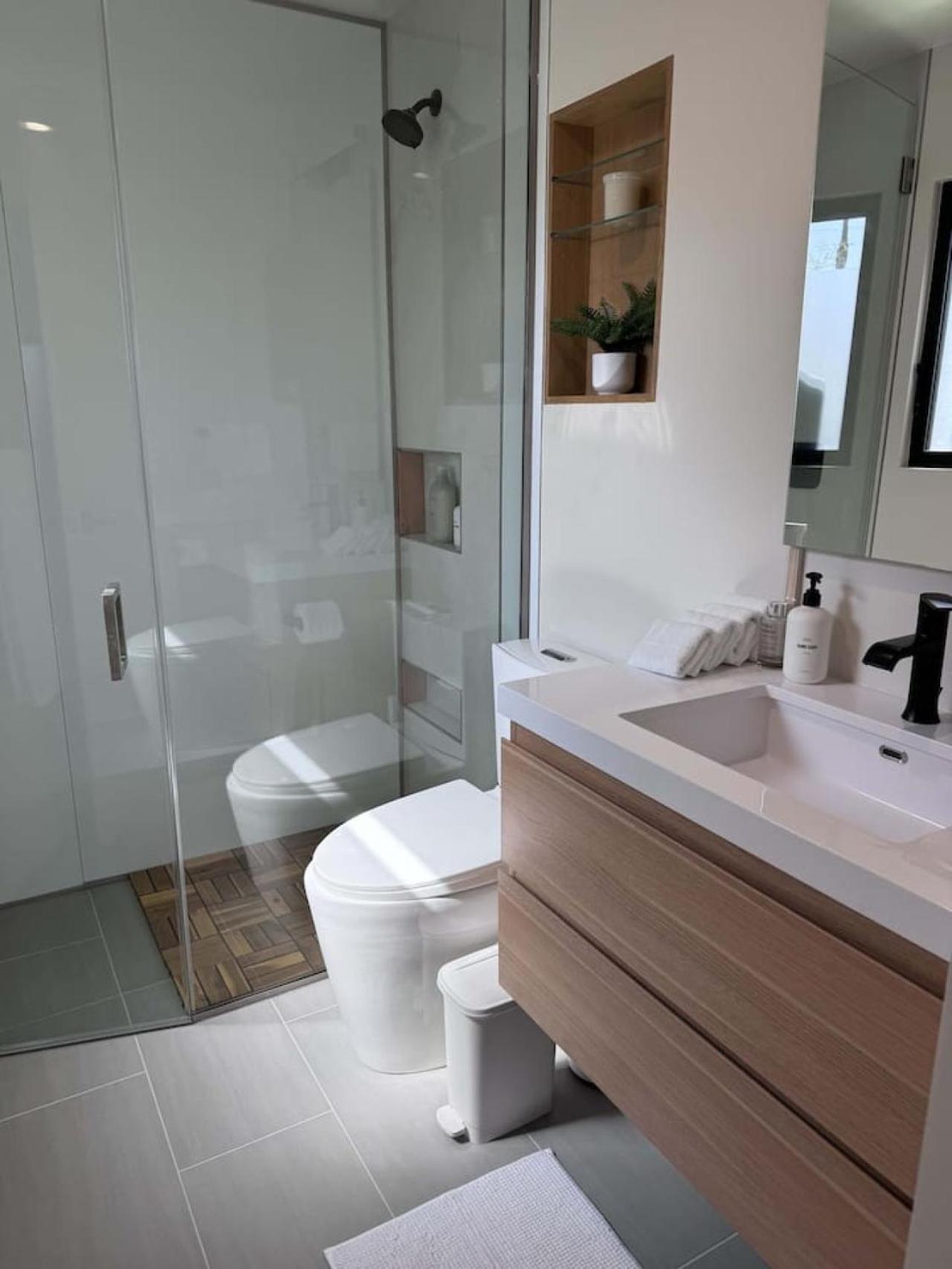 Zenice Luxury - Sauna, Cold Plunge, * Los Angeles