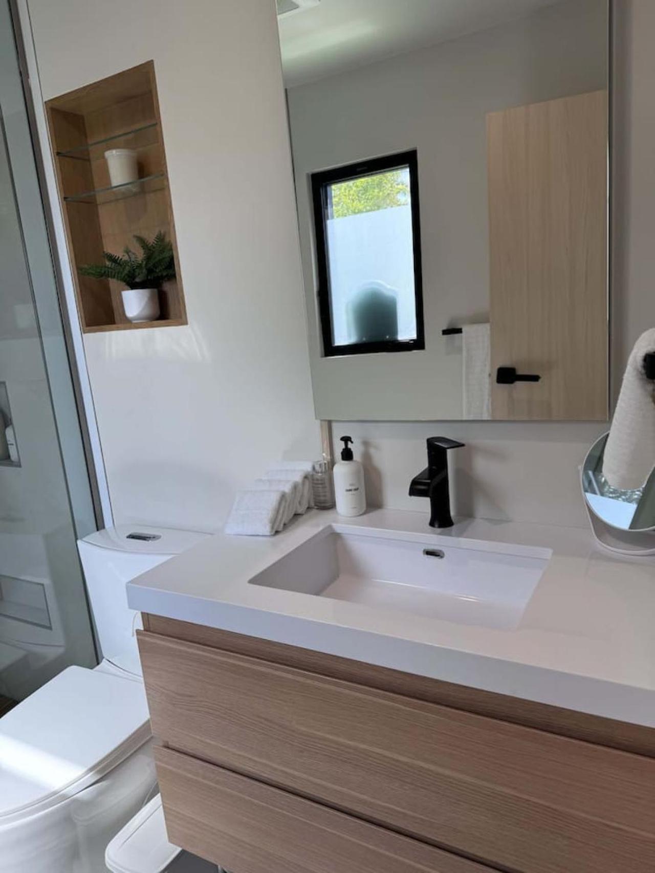 Zenice Luxury - Sauna, Cold Plunge, * Los Angeles