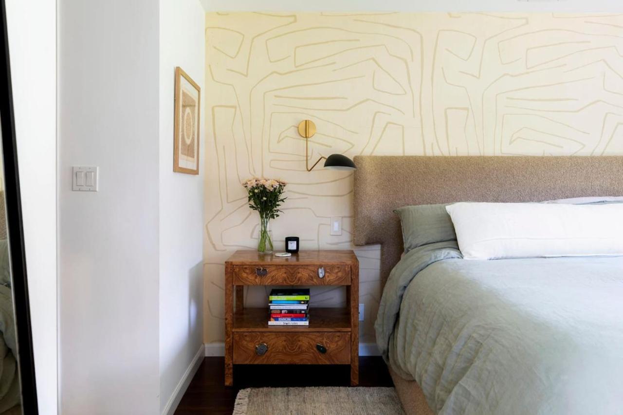 Sun-drenched Spanish Manor In Mar Vista *