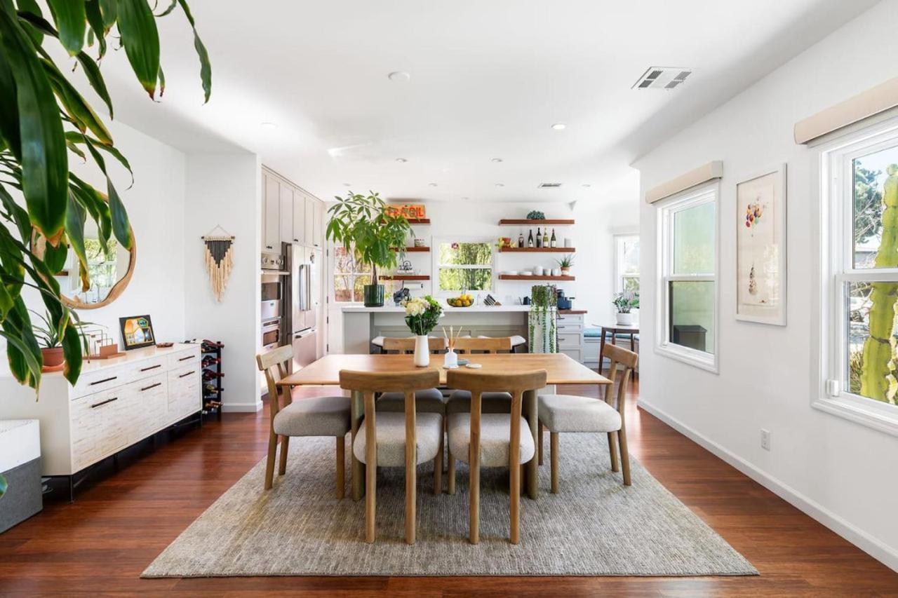 Sun-drenched Spanish Manor In Mar Vista
