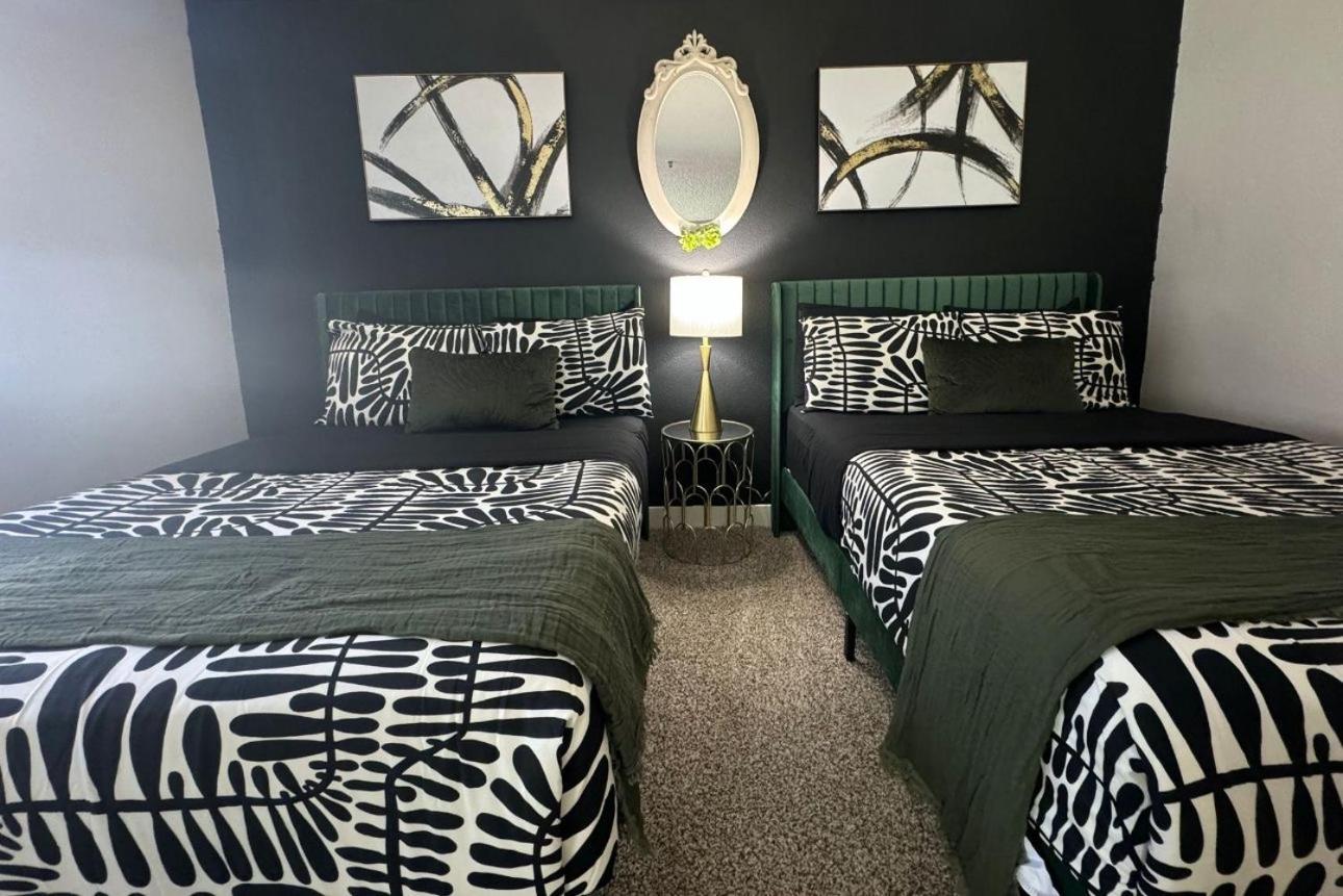 Apartment Luxury One Bedroom Free Parking&pool