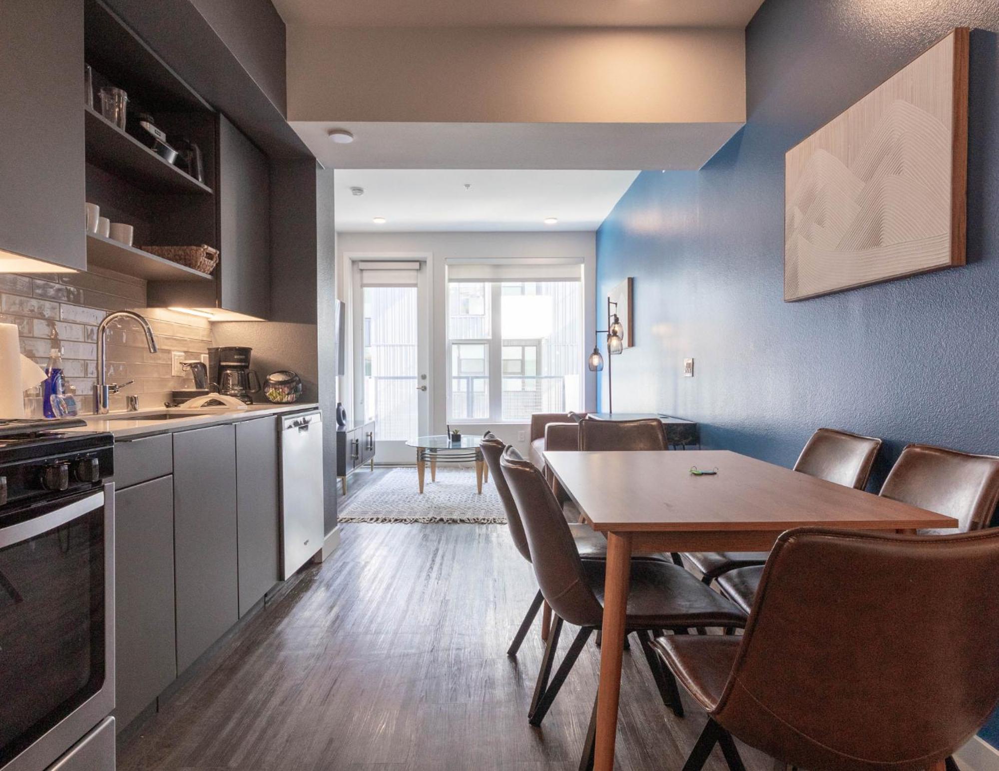 Modern Gem In Hollywood Apartment Los Angeles