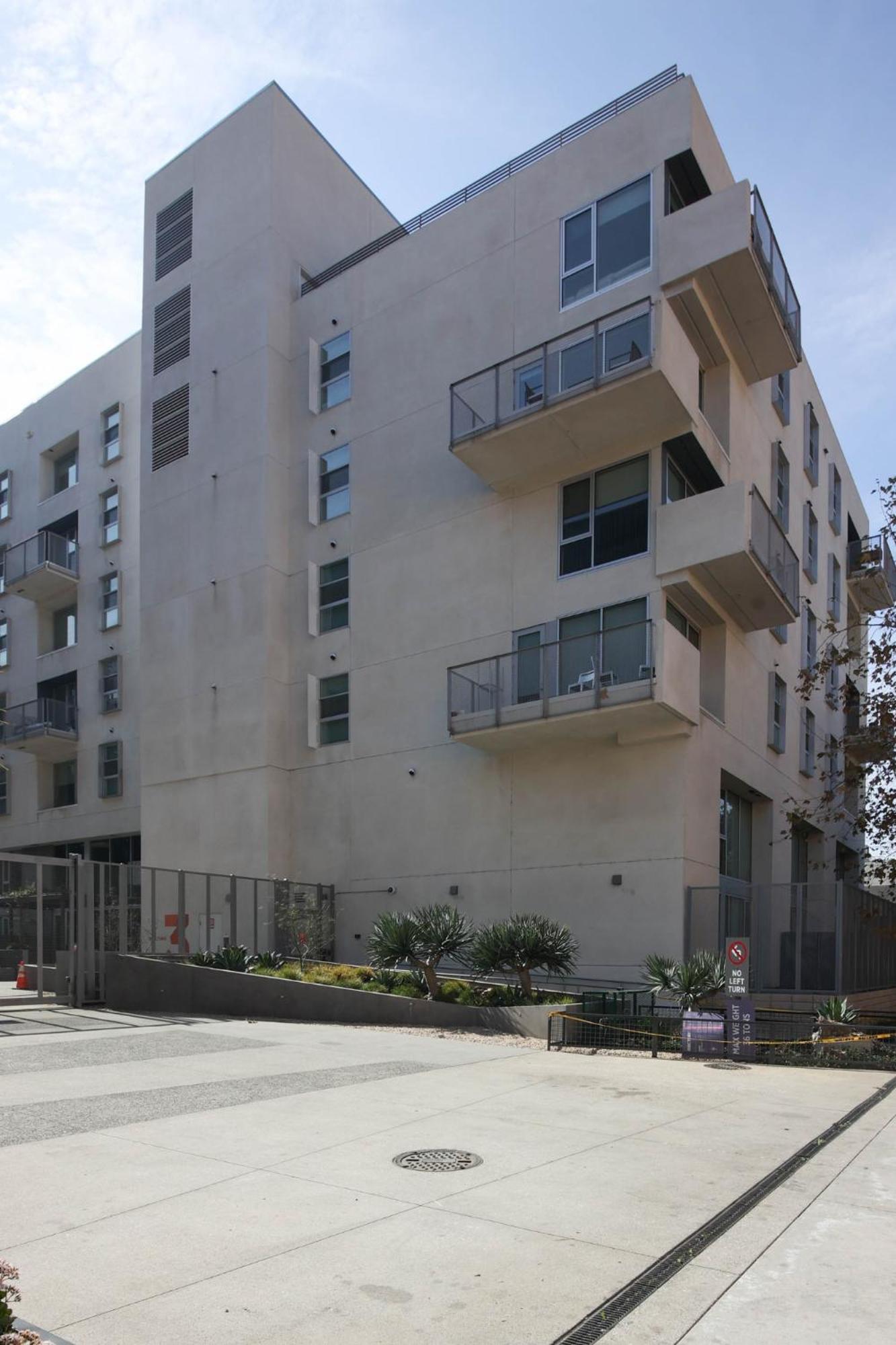 Apartment Modern Gem In Hollywood Los Angeles