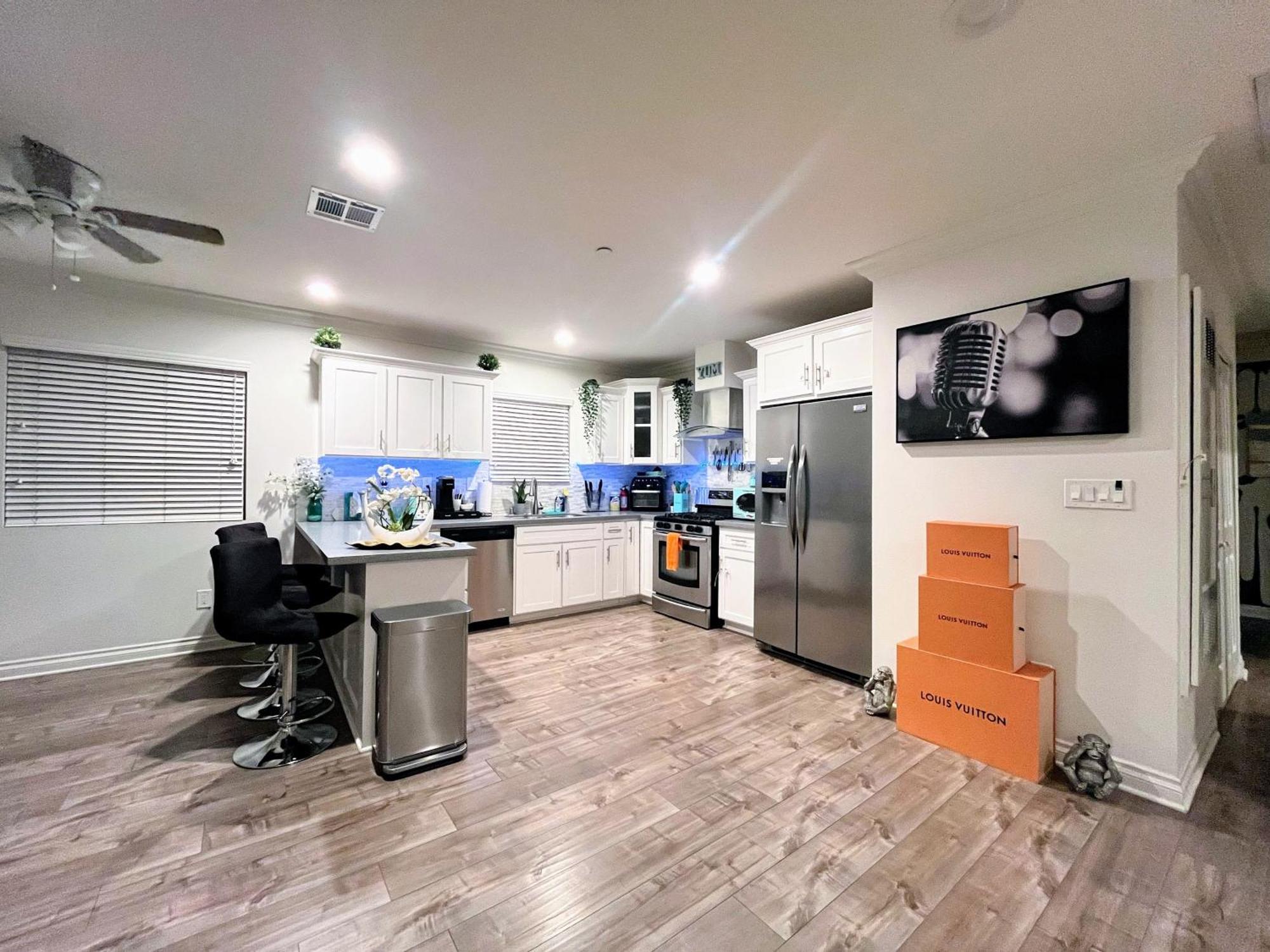 Serenity House Apartment *