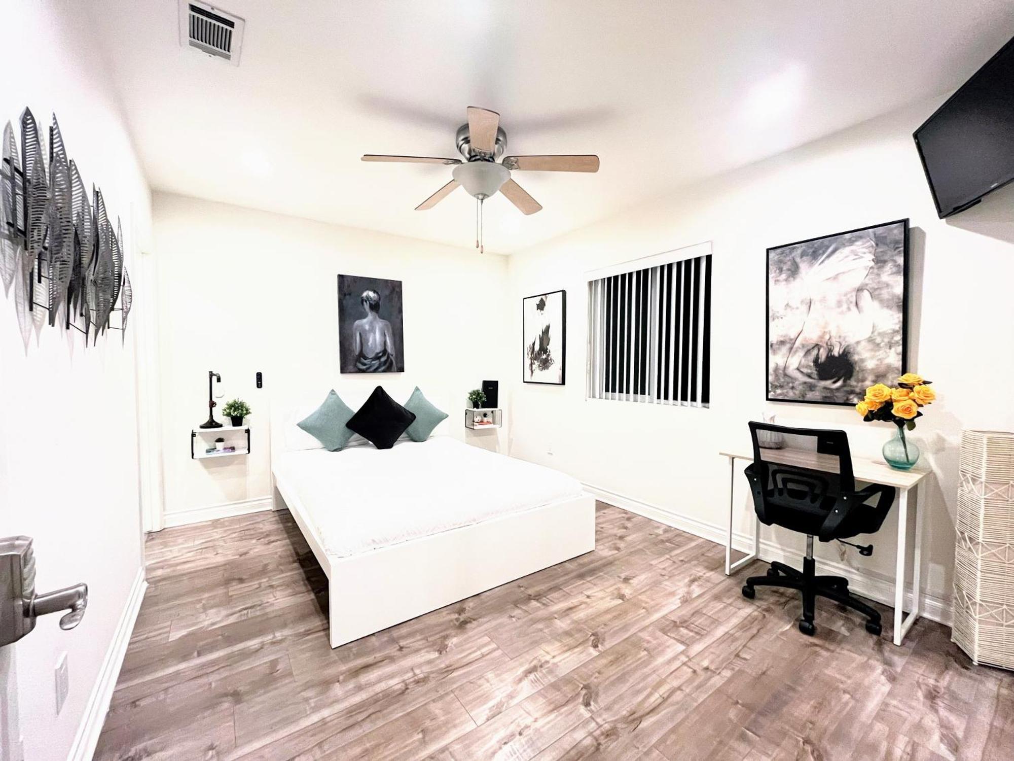 Serenity House * Los Angeles