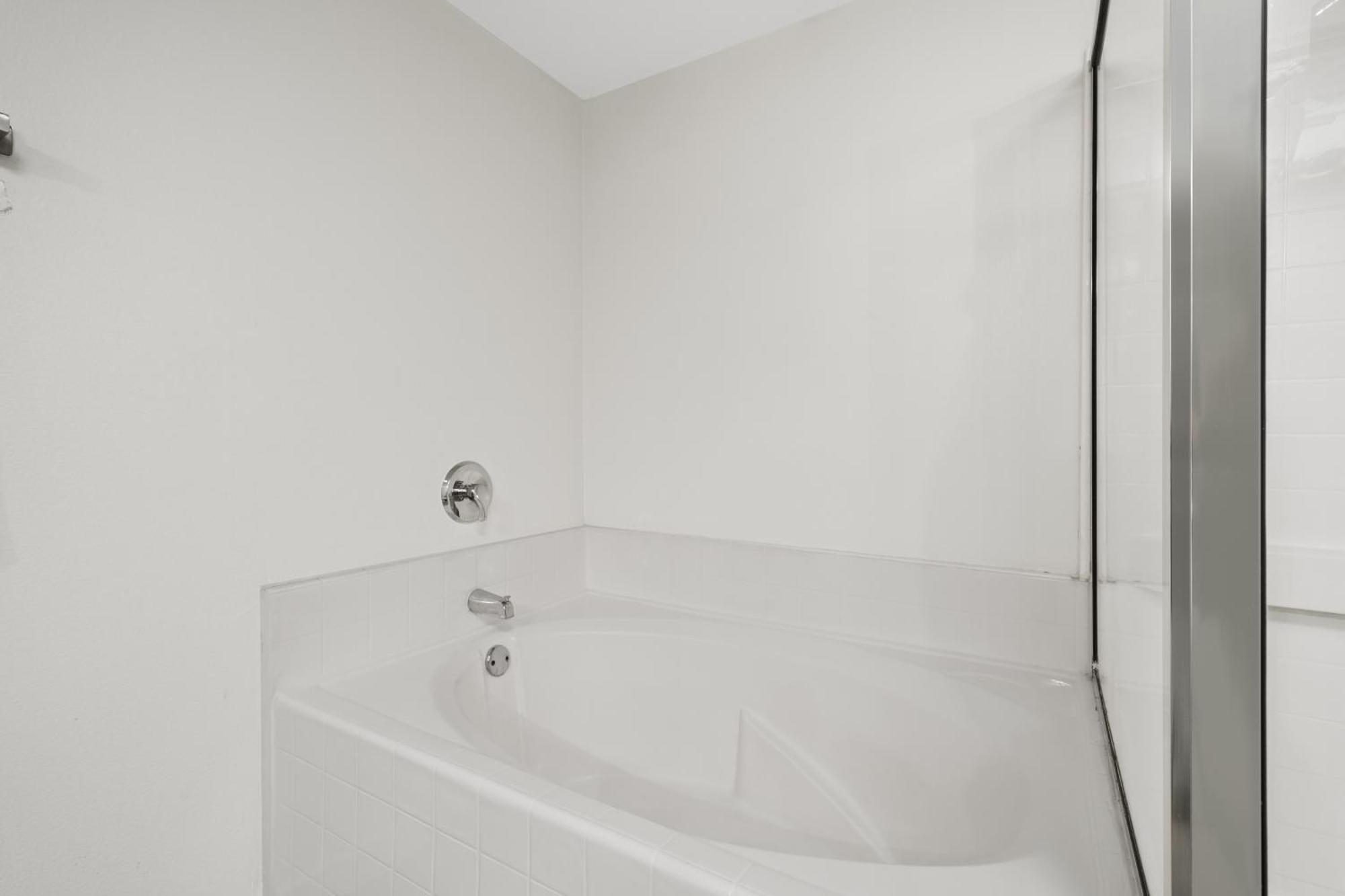 Location Walk To The Chic Condo! Apartment Los Angeles
