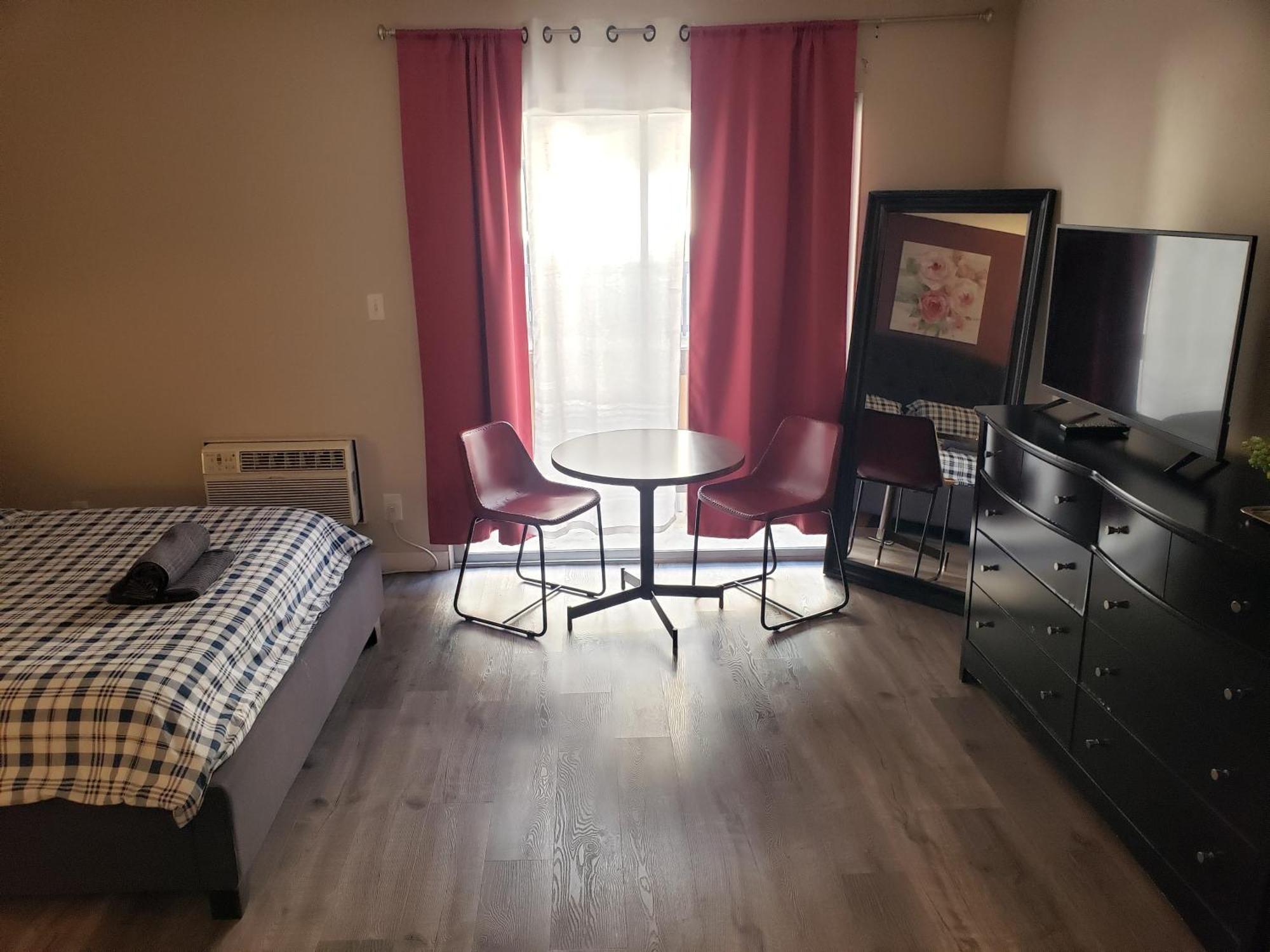 Beverly Hills With Balcony Apartment Los Angeles
