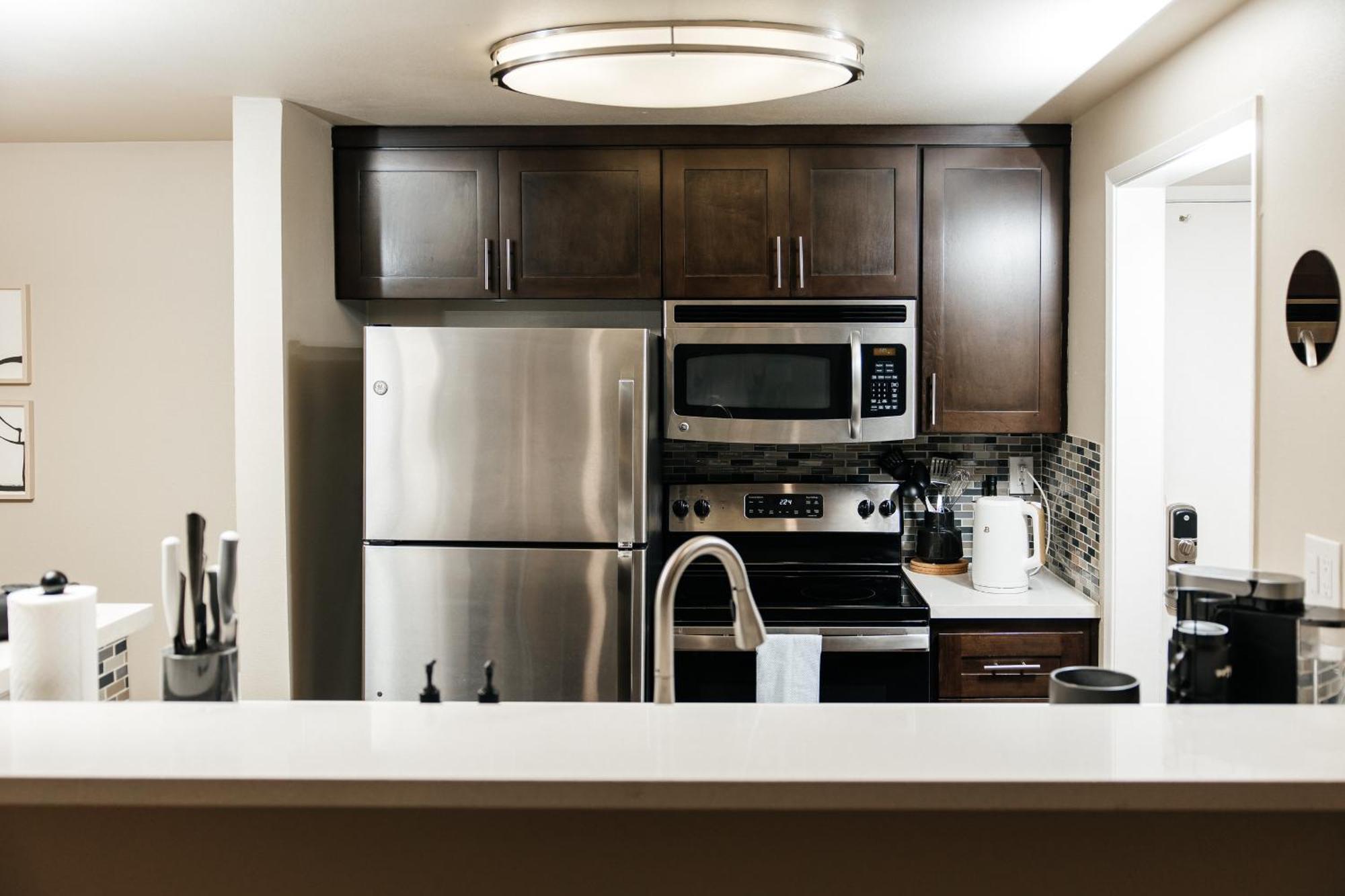 Need In 1bd Weho Los Angeles