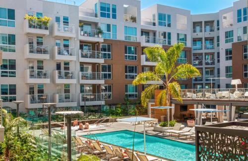 Weho Paradise 3b2b Loft With Parking Apartment Los Angeles