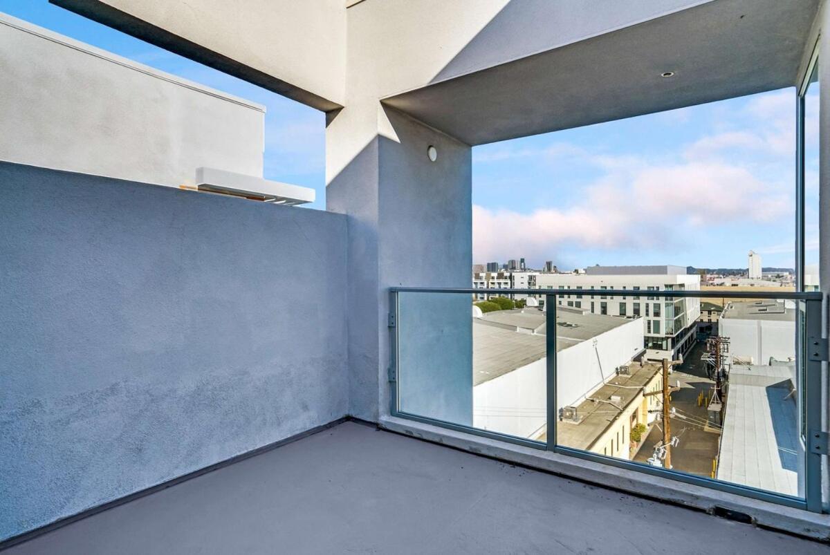 Weho Paradise 3b2b Loft With Parking * Los Angeles