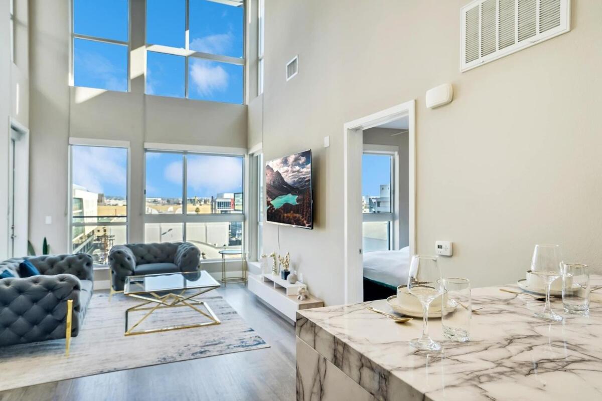 Weho Paradise 3b2b Loft With Parking Apartment *