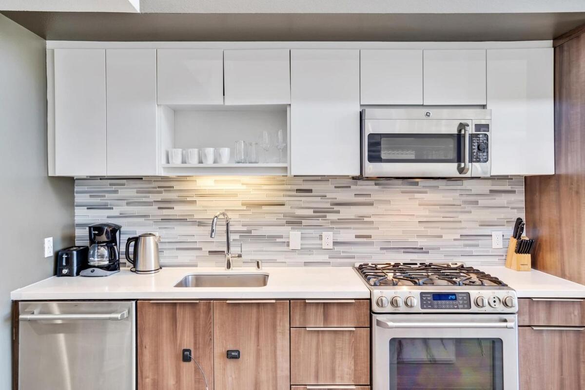 Weho Paradise 3b2b Loft With Parking Los Angeles