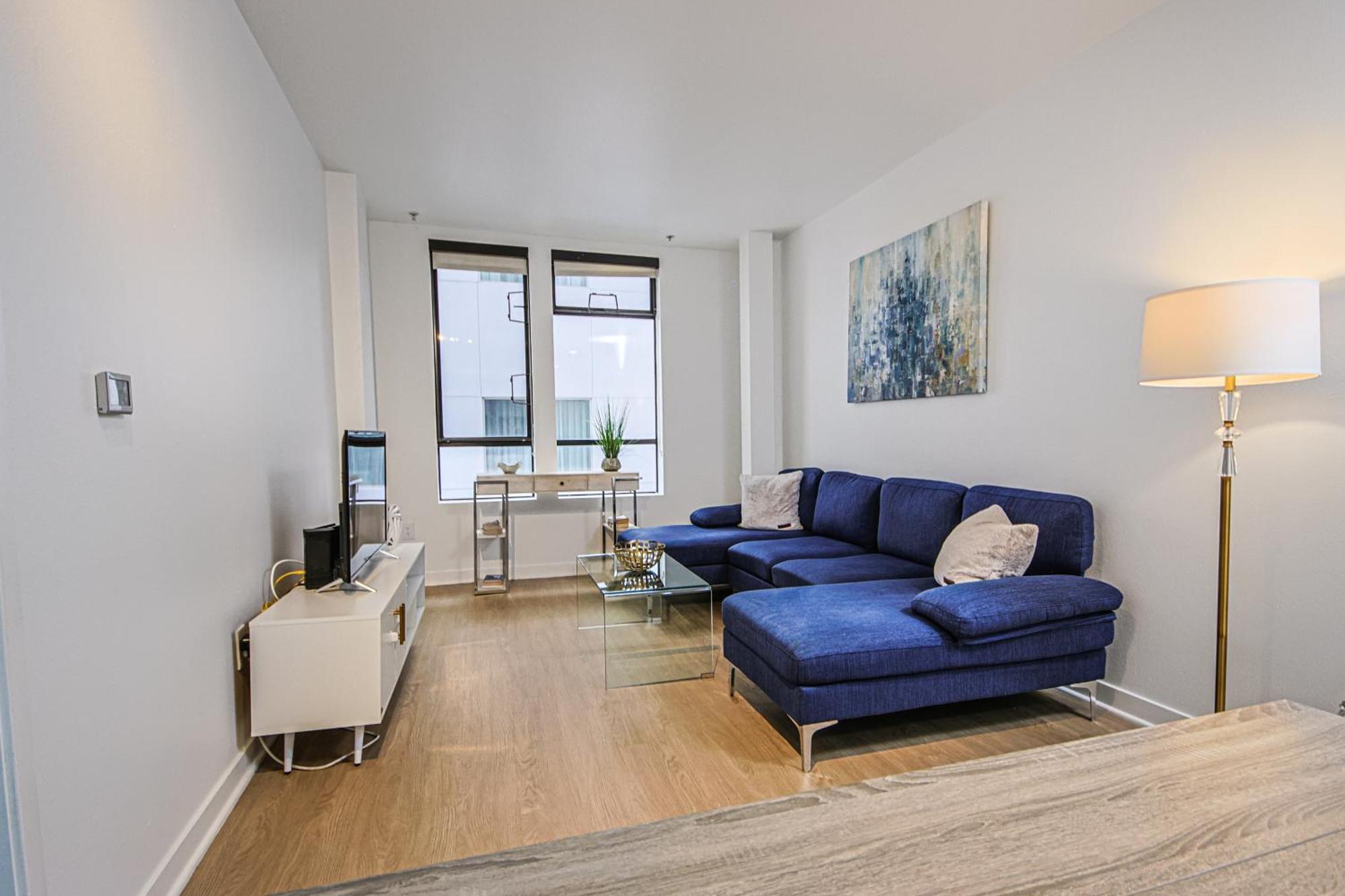 Apartment The Carlton- Modern-luxury 2 Master In Hrt Of Sm Steps To Ocean Ave *