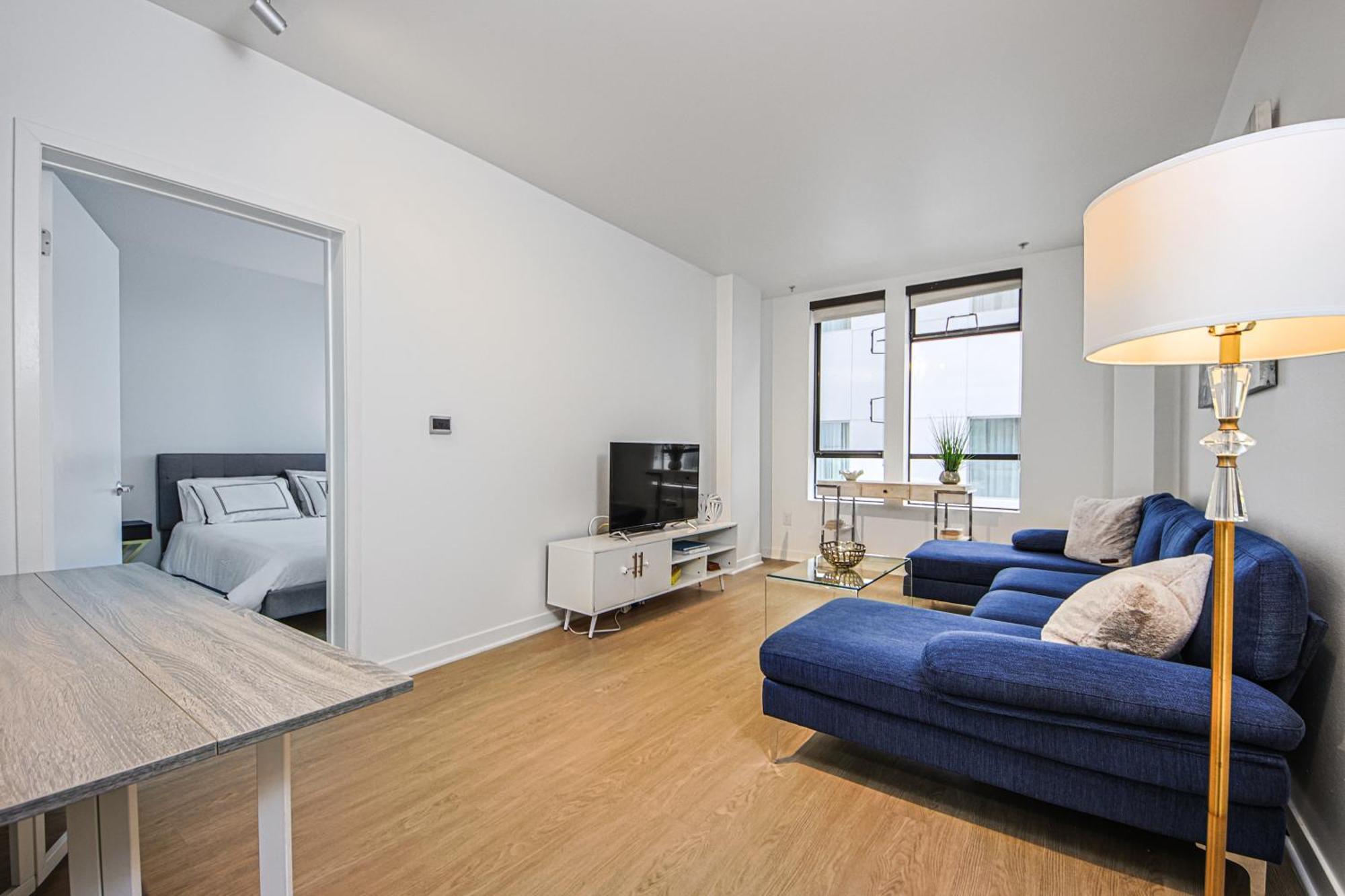 The Carlton- Modern-luxury 2 Master In Hrt Of Sm Steps To Ocean Ave * Los Angeles