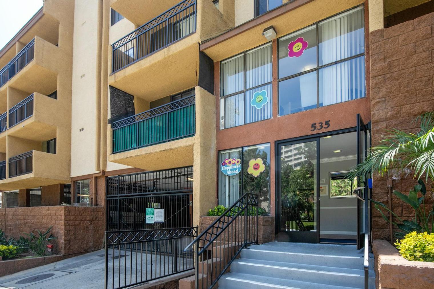 Westwood 1br W Gym Pool Nr Ucla Lax-265 Los Angeles