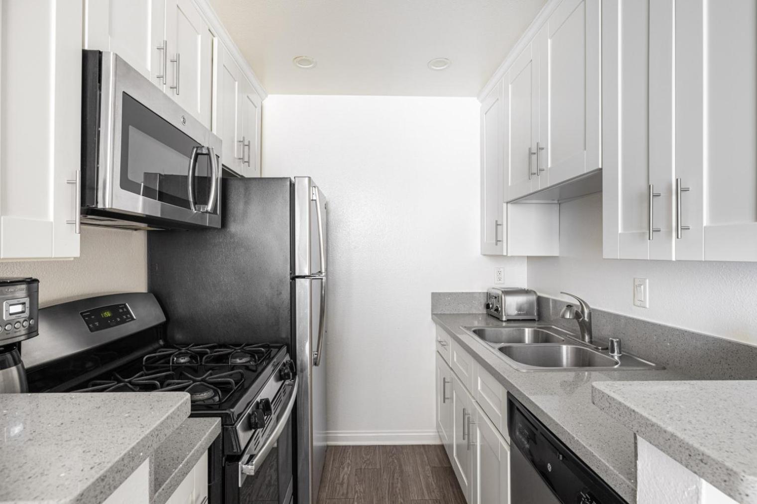 Apartment Westwood 1br W Gym Pool Nr Ucla Lax-265 *