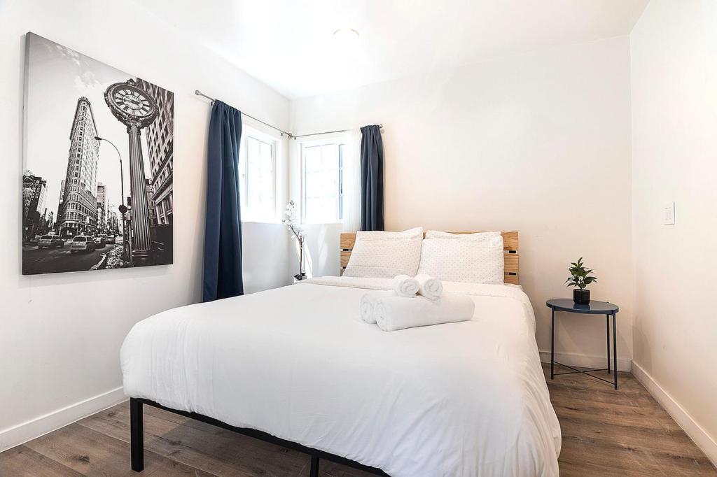 Cozy 2nd-floor Just A Block From Beverly Hills & La Attractions Los Angeles