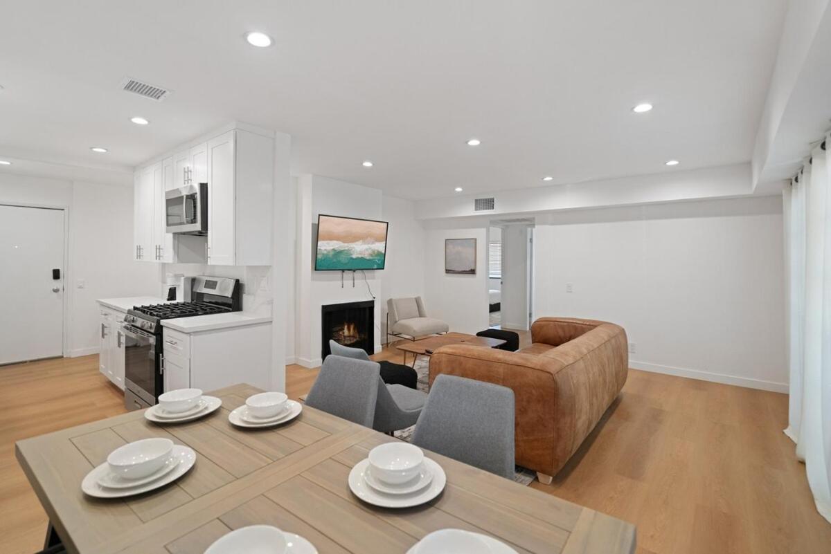Apartment 2br Bonus With Pool Access Near Universal Los Angeles