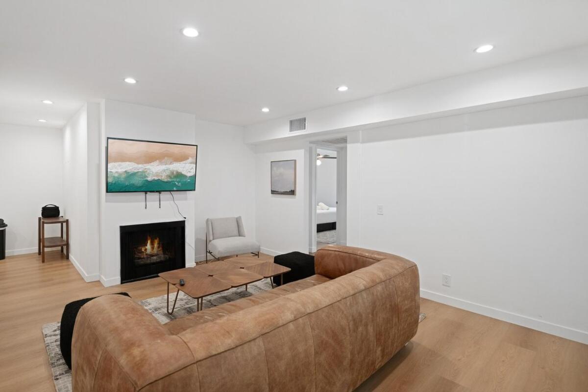 Apartment 2br Bonus With Pool Access Near Universal Los Angeles